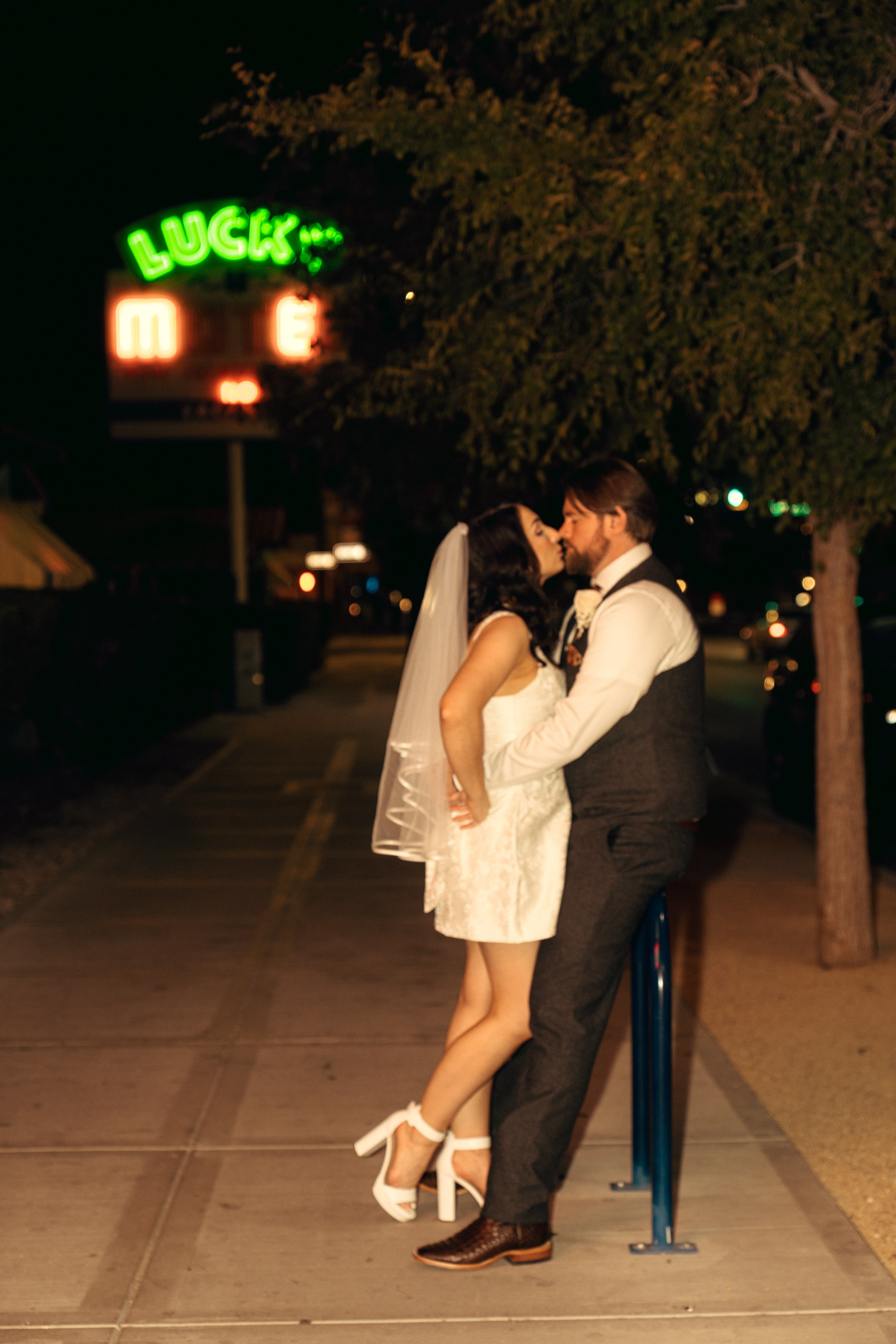 Maggie&Nathan. Wedding & elopement photographer Viktoriya Kravtsov. Las Vegas