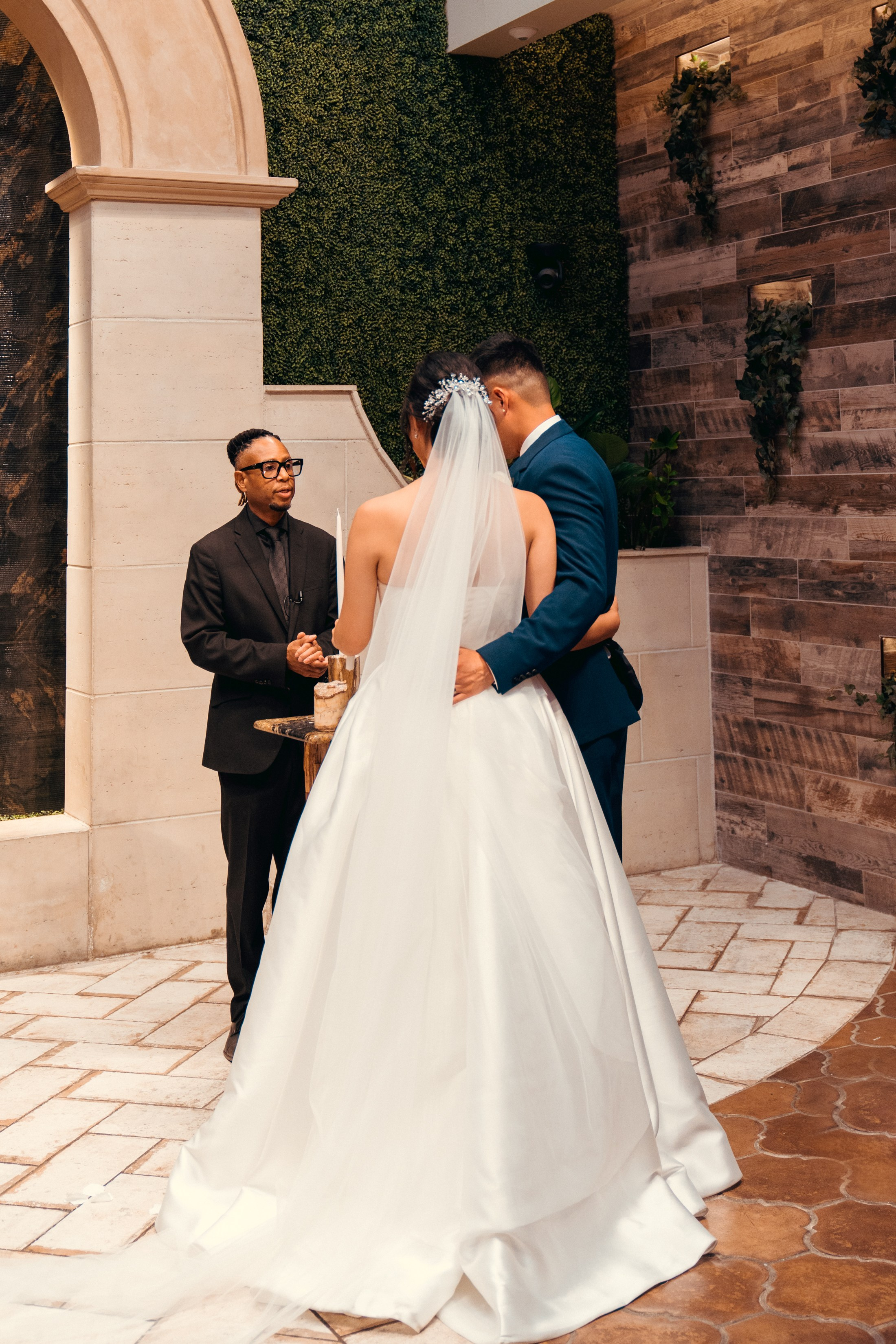 Anjeli&Asher. Wedding & elopement photographer Viktoriya Kravtsov. Las Vegas