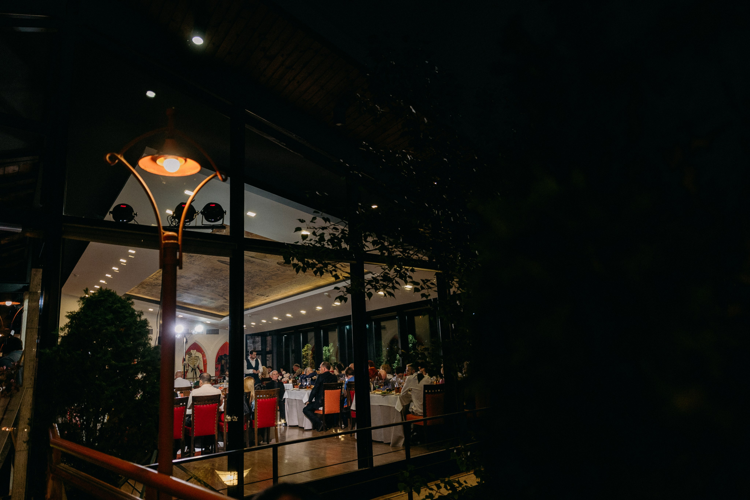 Alexandra & Koba. Photographer Anna Nazarenko