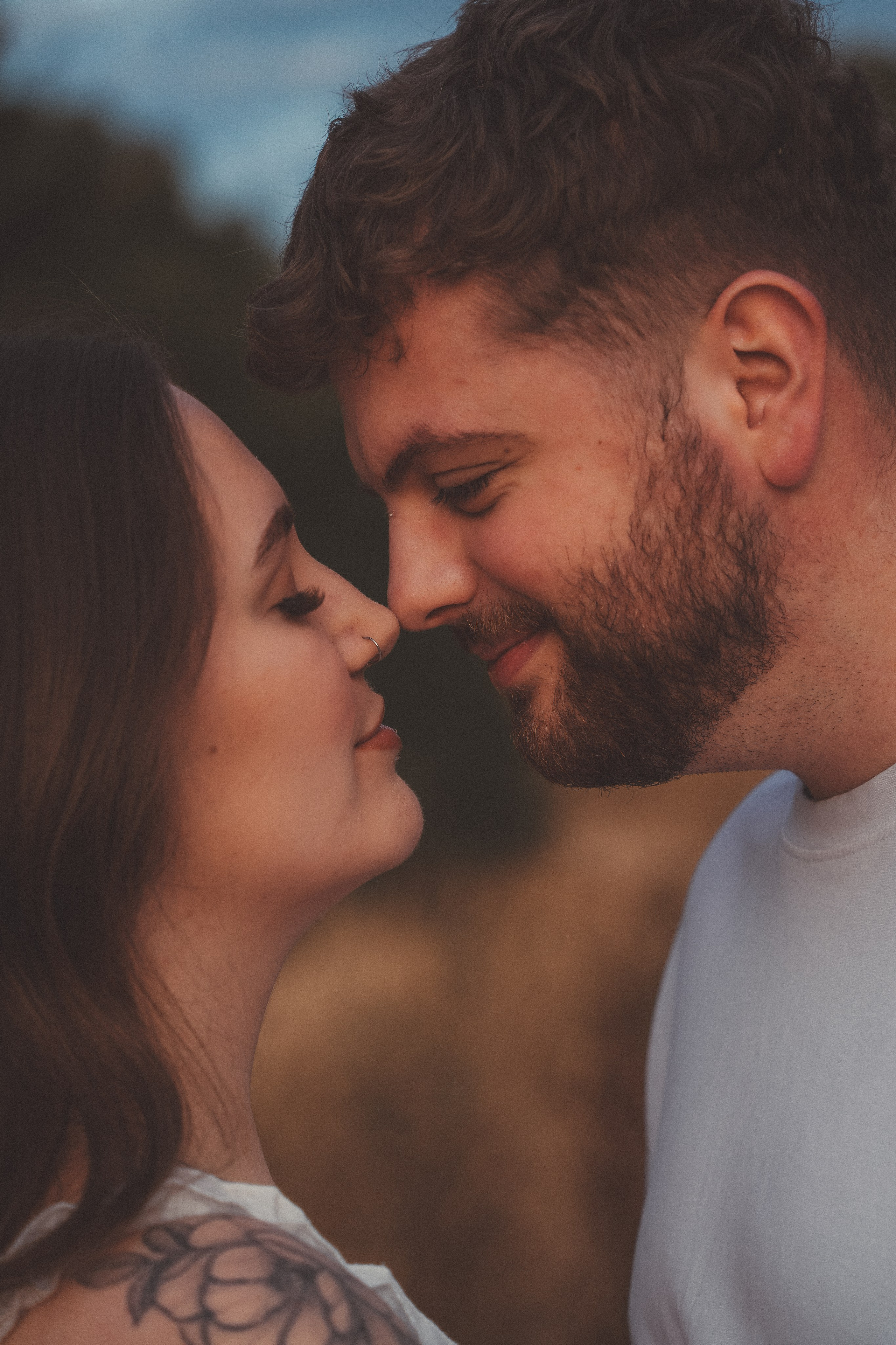 Couple Photography at Hillfield Park | Irina Zoteeva
