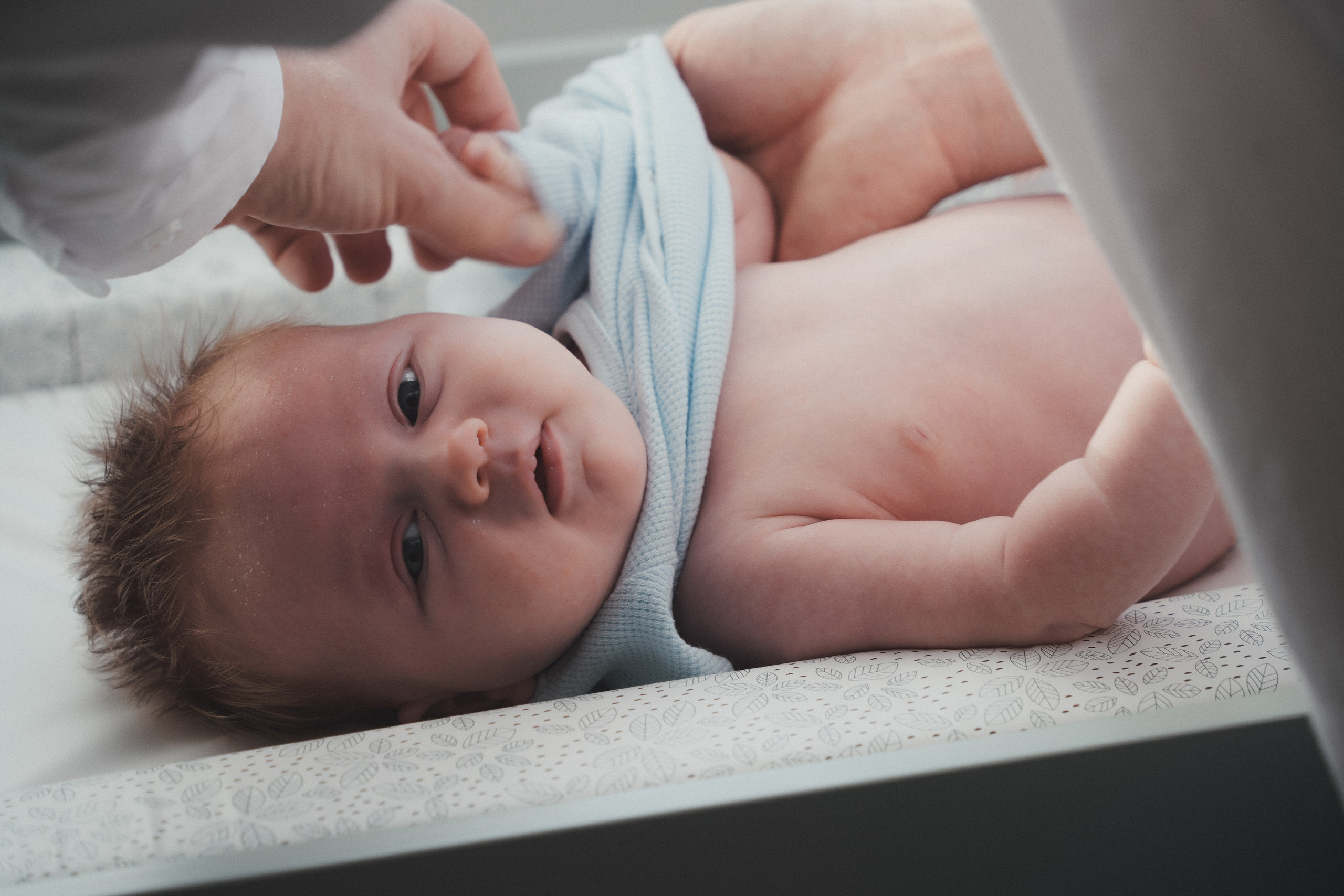 Newborn Photographer Birmingham | Relaxed At-Home Session