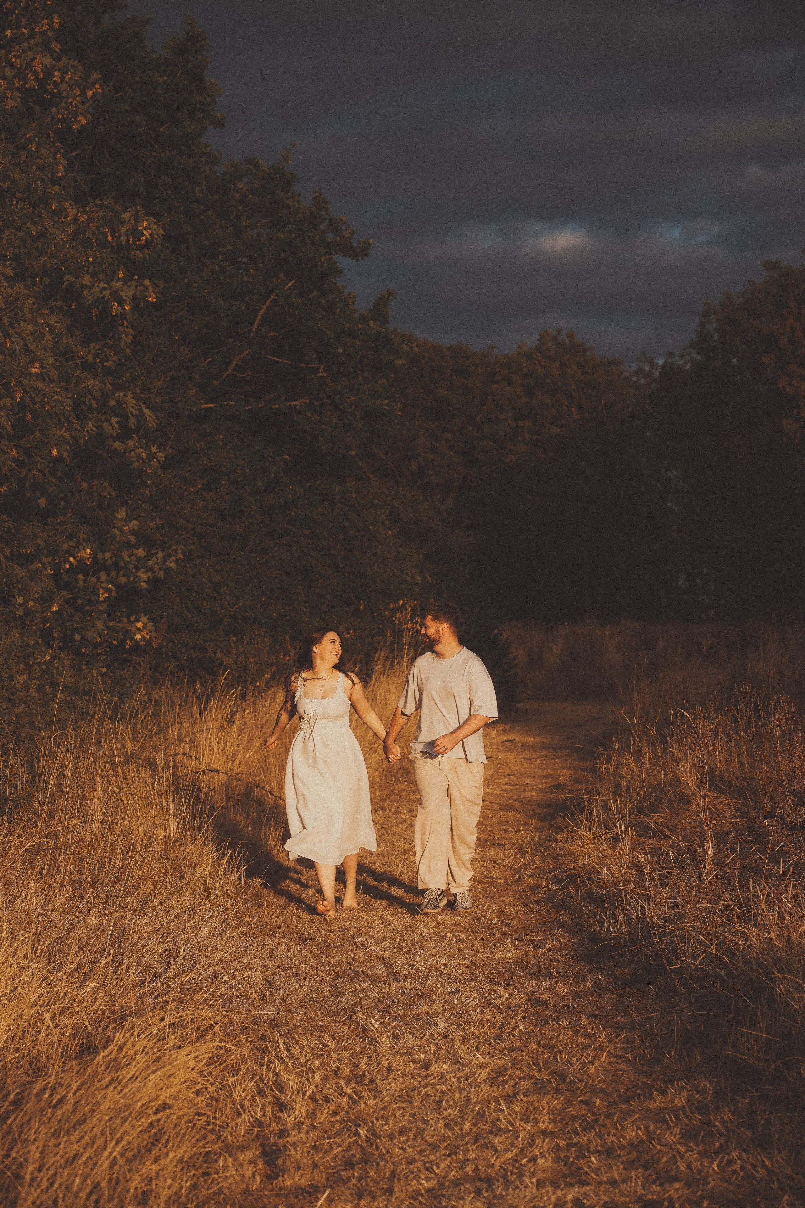 Couple Photography at Hillfield Park | Irina Zoteeva
