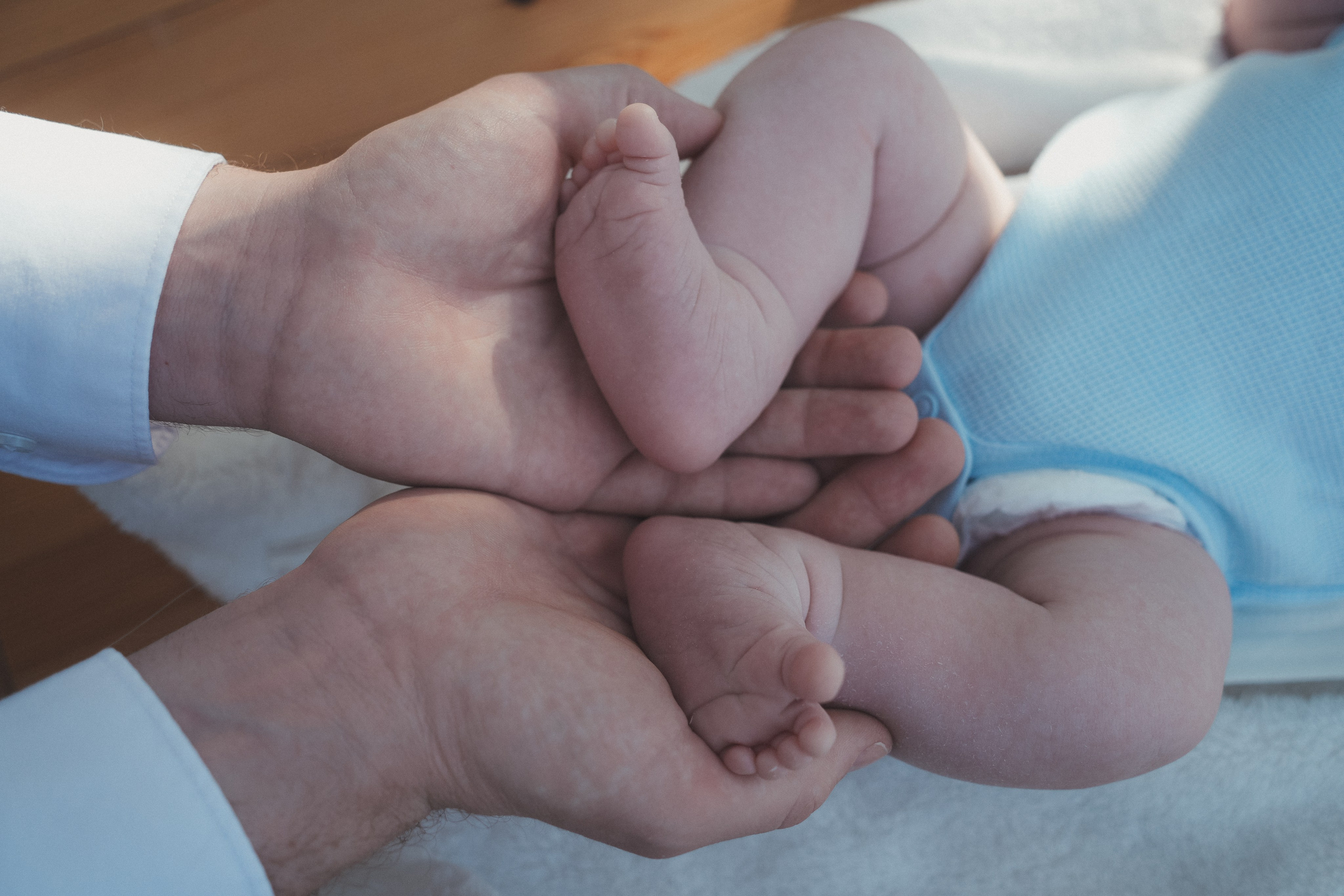 Newborn Photographer Birmingham | Relaxed At-Home Session