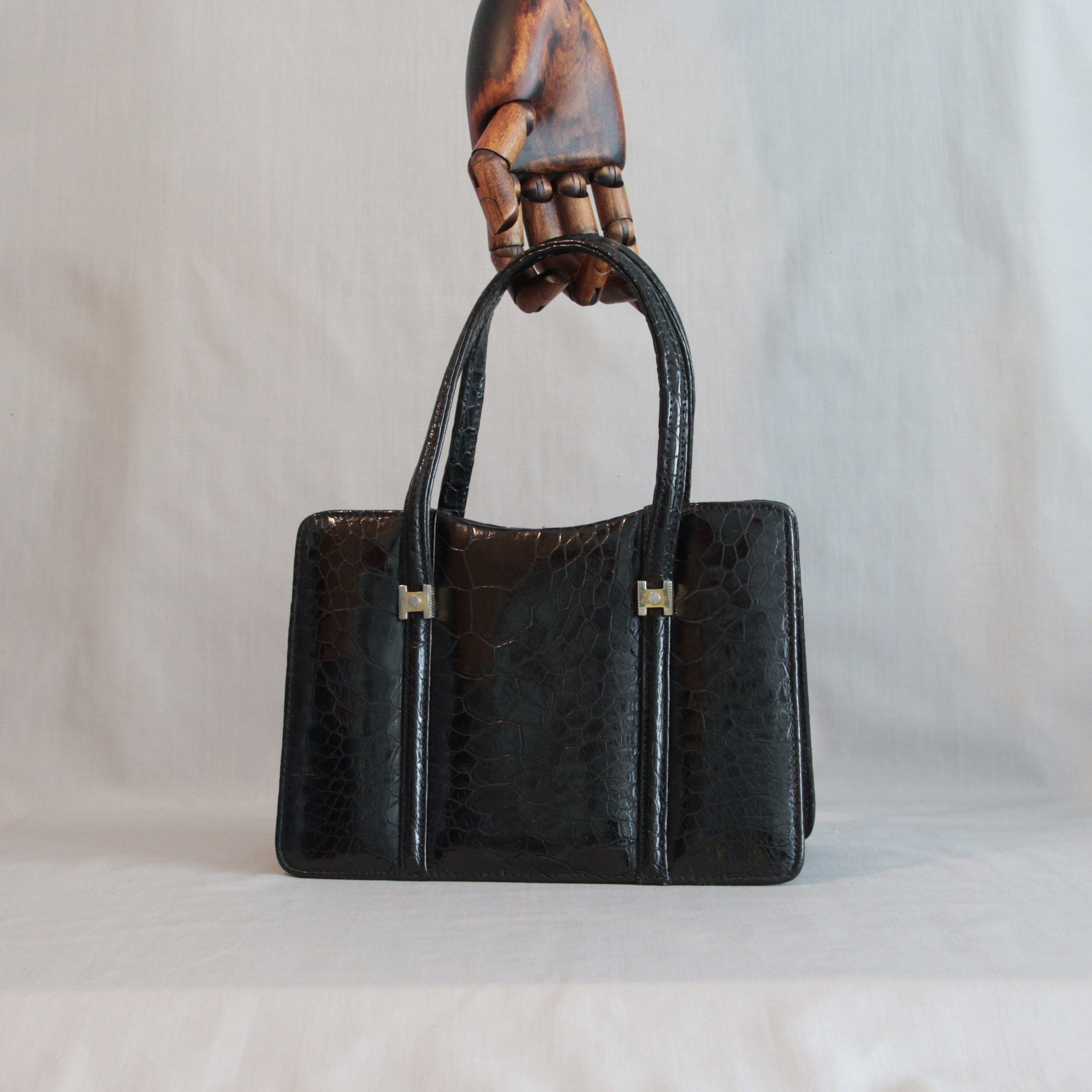 Bag4. Современнные и актикварные украшения в Барселоне, Москве и Санкт-Петербурге