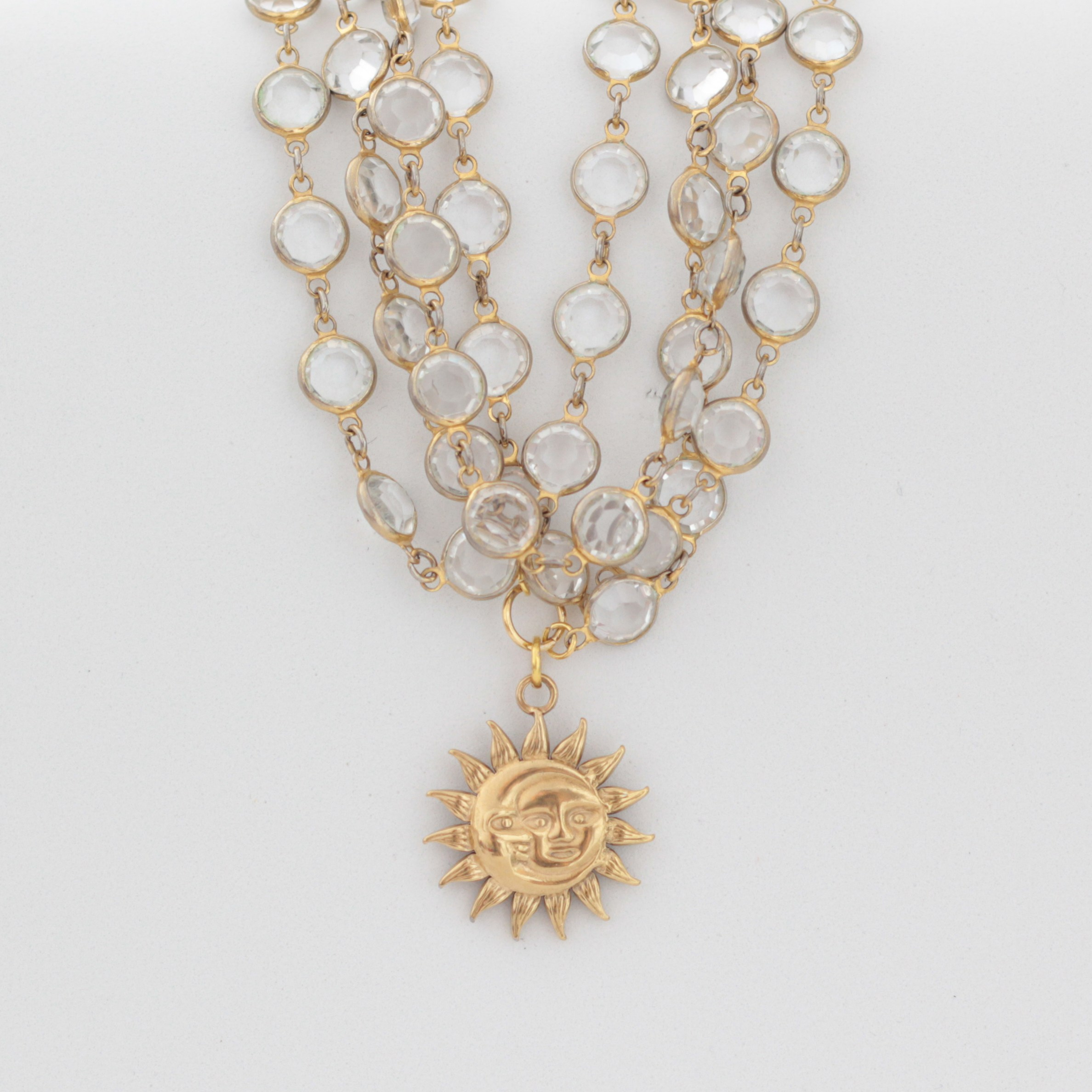 Venice. Современнные и актикварные украшения в Барселоне, Москве и Санкт-Петербурге