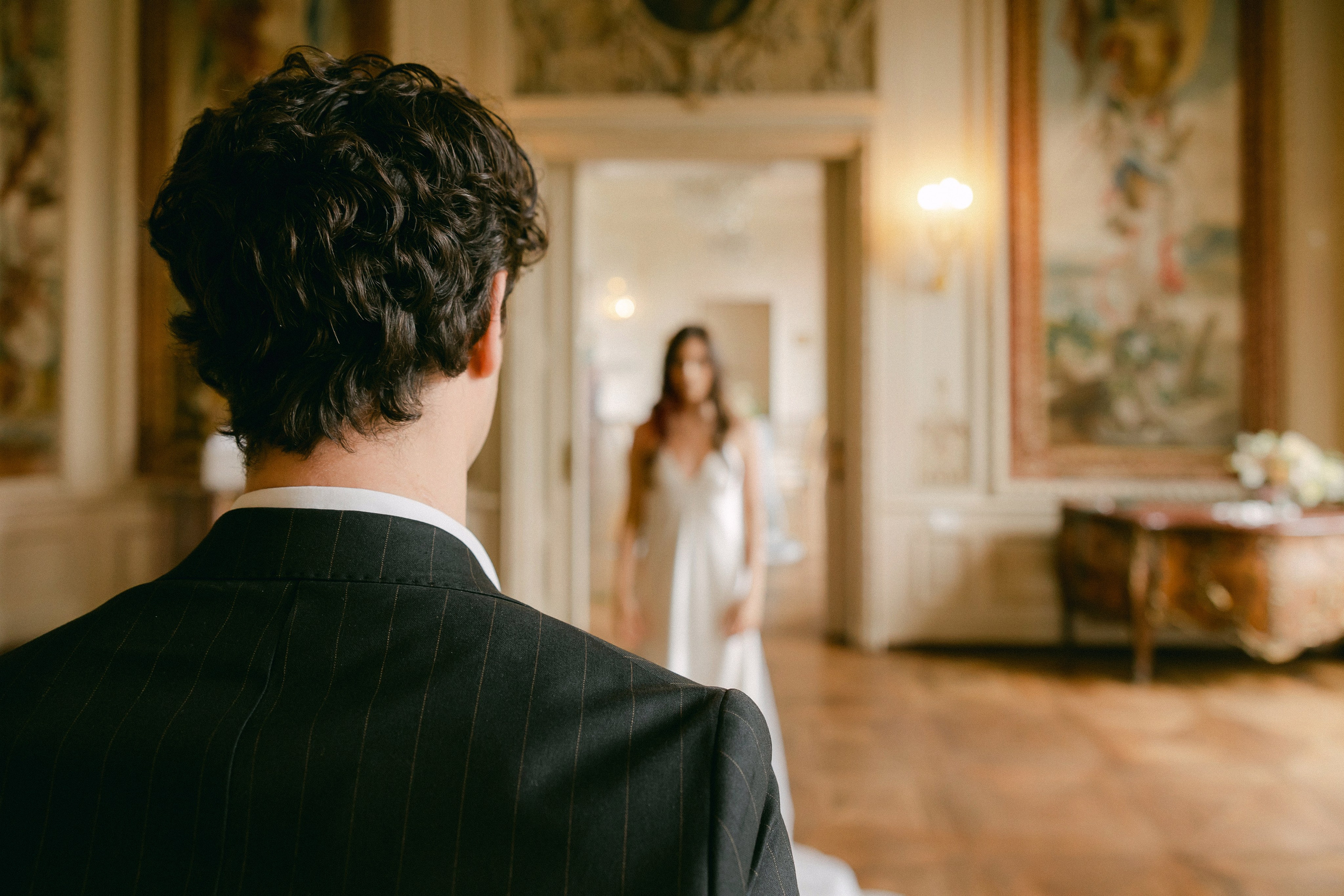 Wedding Photoshoot at St. Charles Hall, Meggen on Lake Lucerne | Stunning Setting at Lake Lucerne. Wedding and Family Photographer Switzerland and Italy. Valeria Diaz
