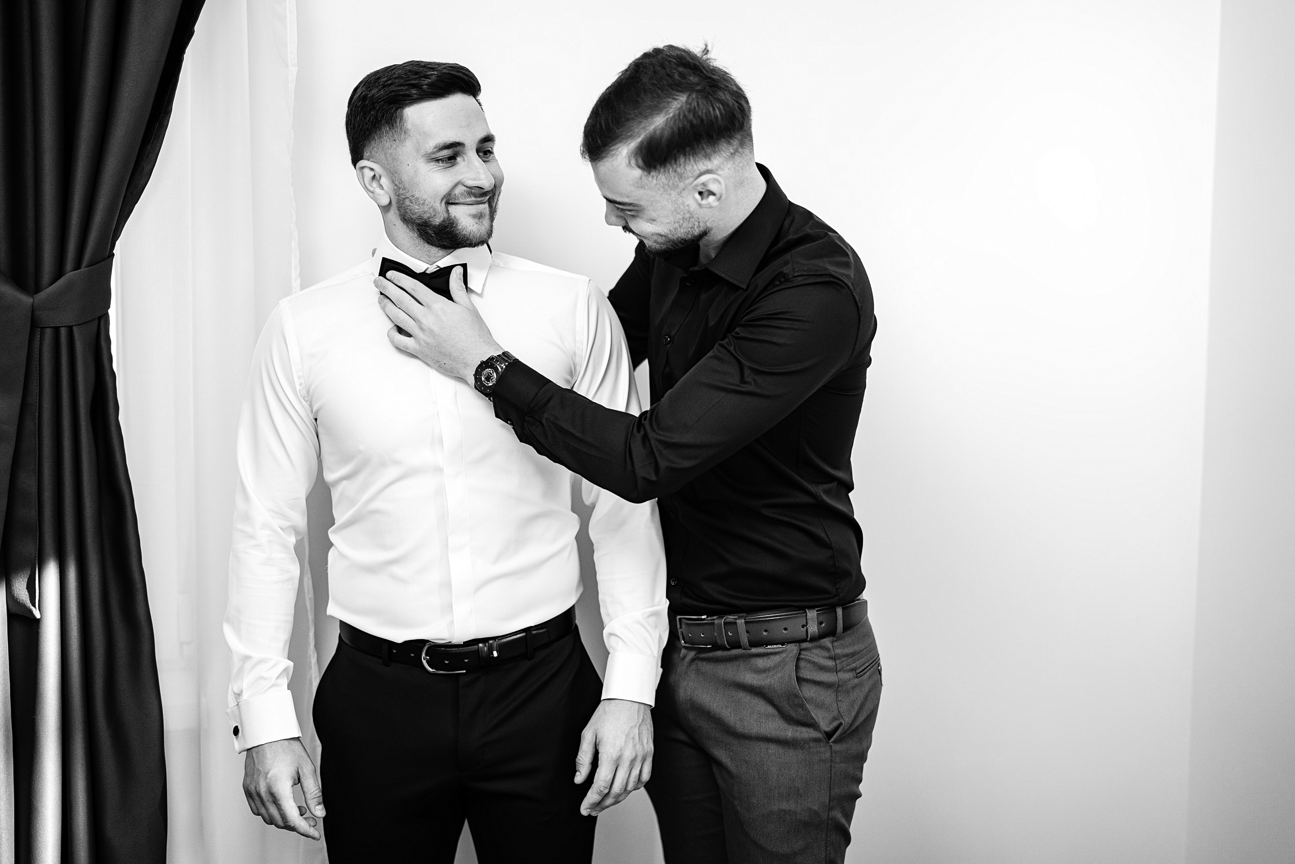 Nunți. Újfalvi Szilárd - Fotograf de nuntă, cununie civilă, botez și familie în Târgu Mureș și Transilvania