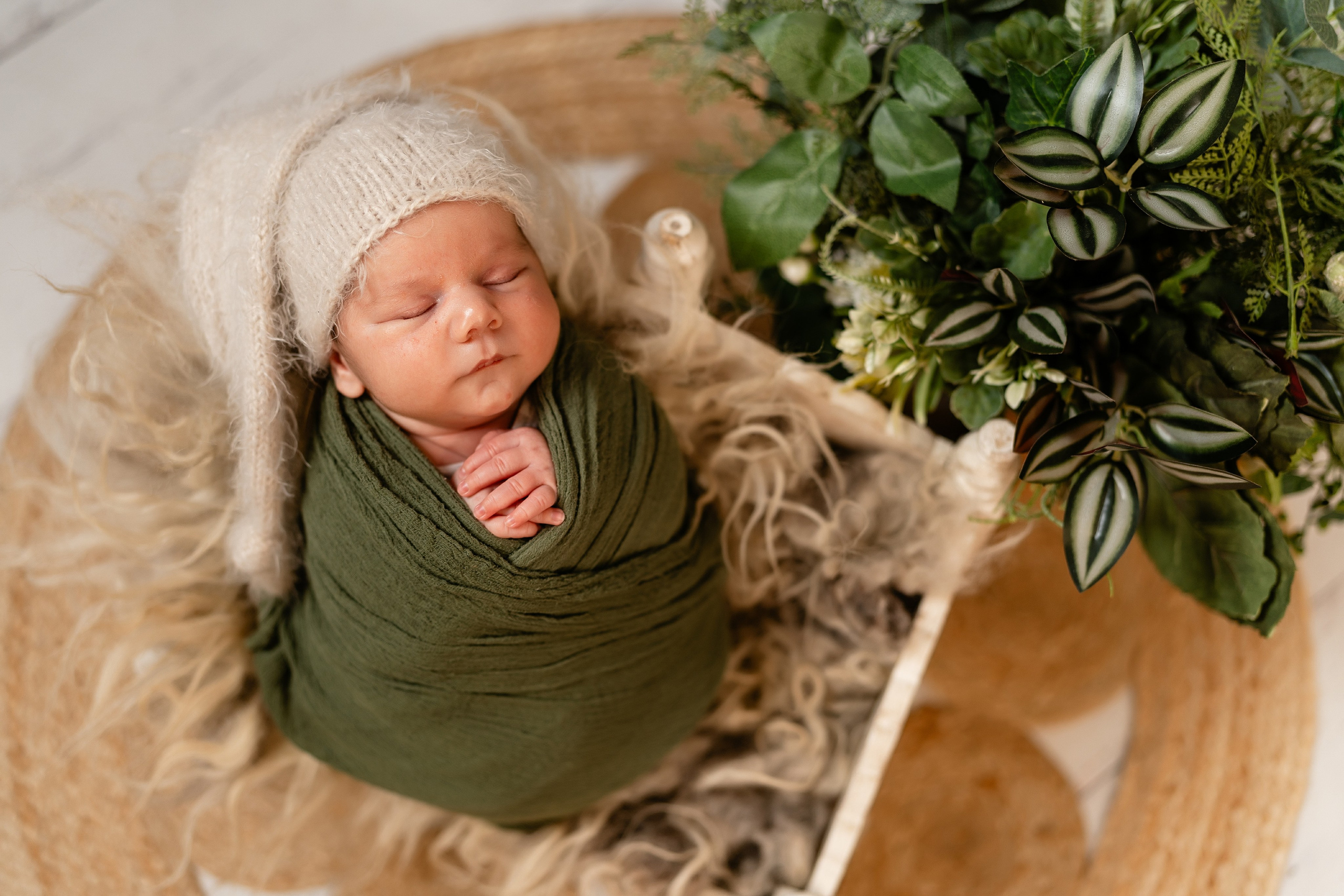 Nou-născut. Újfalvi Szilárd - Fotograf de nuntă, cununie civilă, botez și familie în Târgu Mureș și Transilvania