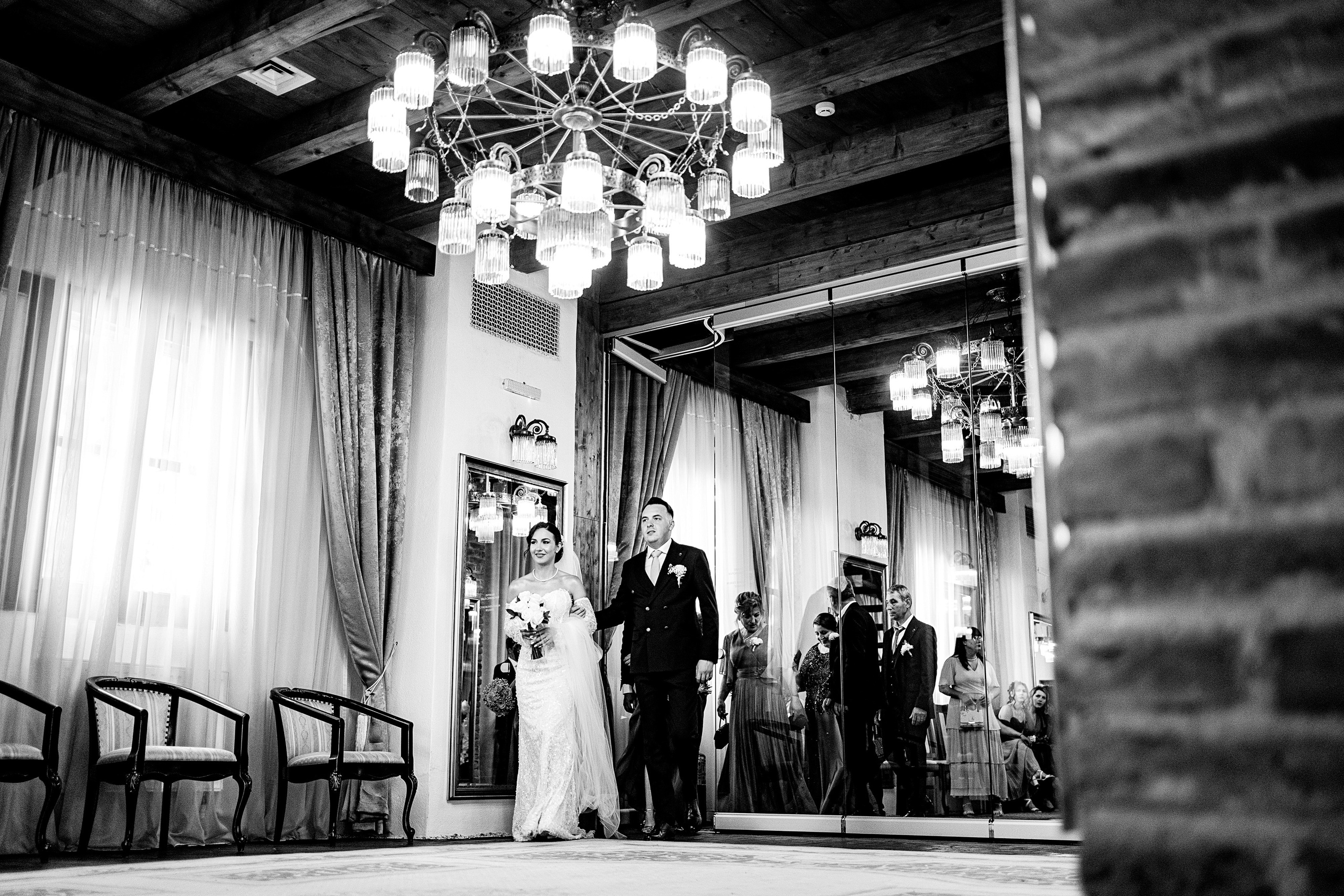 Ana & Marian — Așa cum s-a simțit. Újfalvi Szilárd – Fotograf de nuntă în Târgu Mureș | Transilvania
