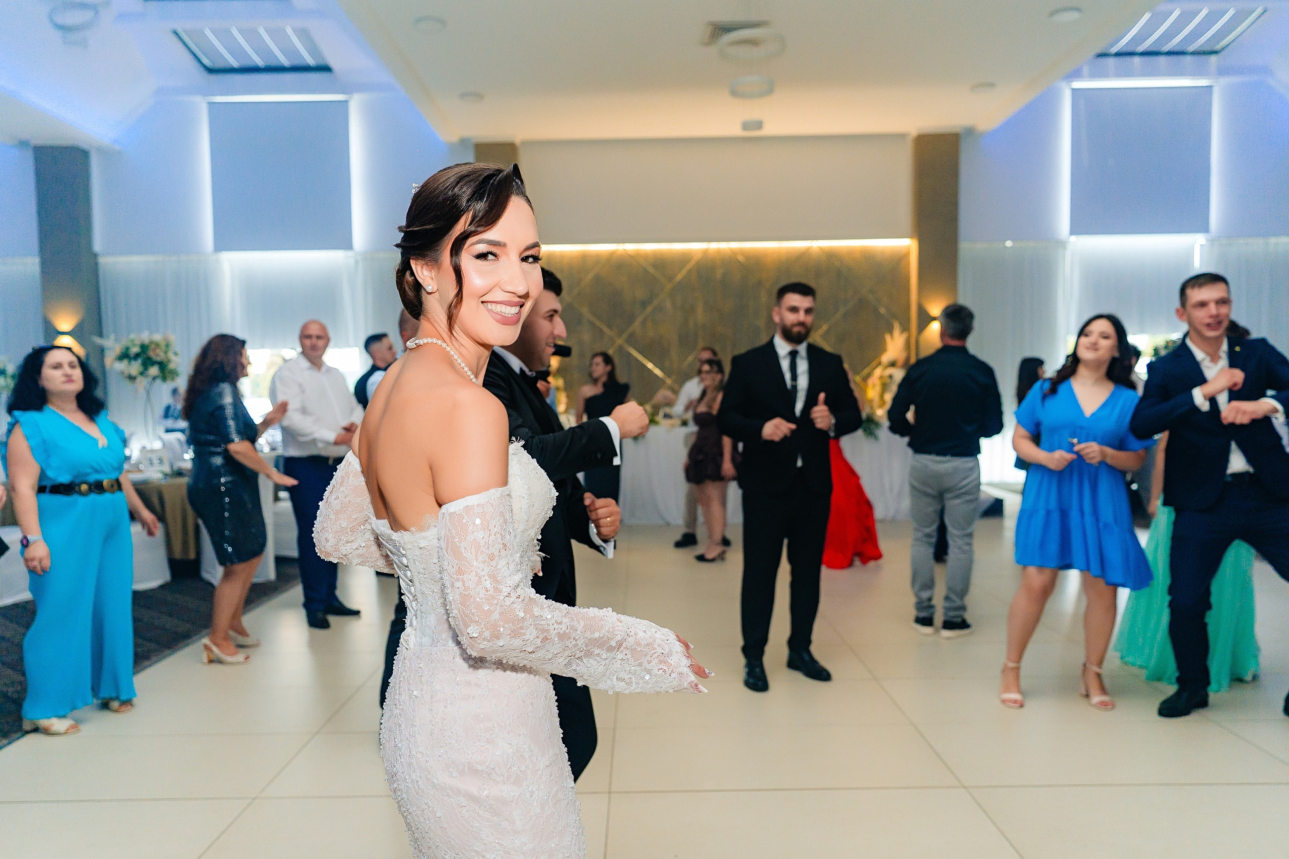 Ana & Marian — Așa cum s-a simțit. Újfalvi Szilárd – Fotograf de nuntă în Târgu Mureș | Transilvania