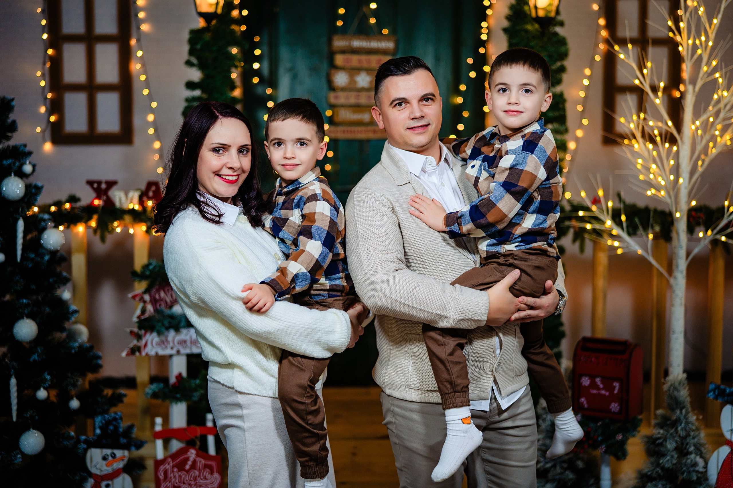 Ședințe foto de Crăciun. Újfalvi Szilárd - Fotograf de nuntă, cununie civilă, botez și familie în Târgu Mureș și Transilvania