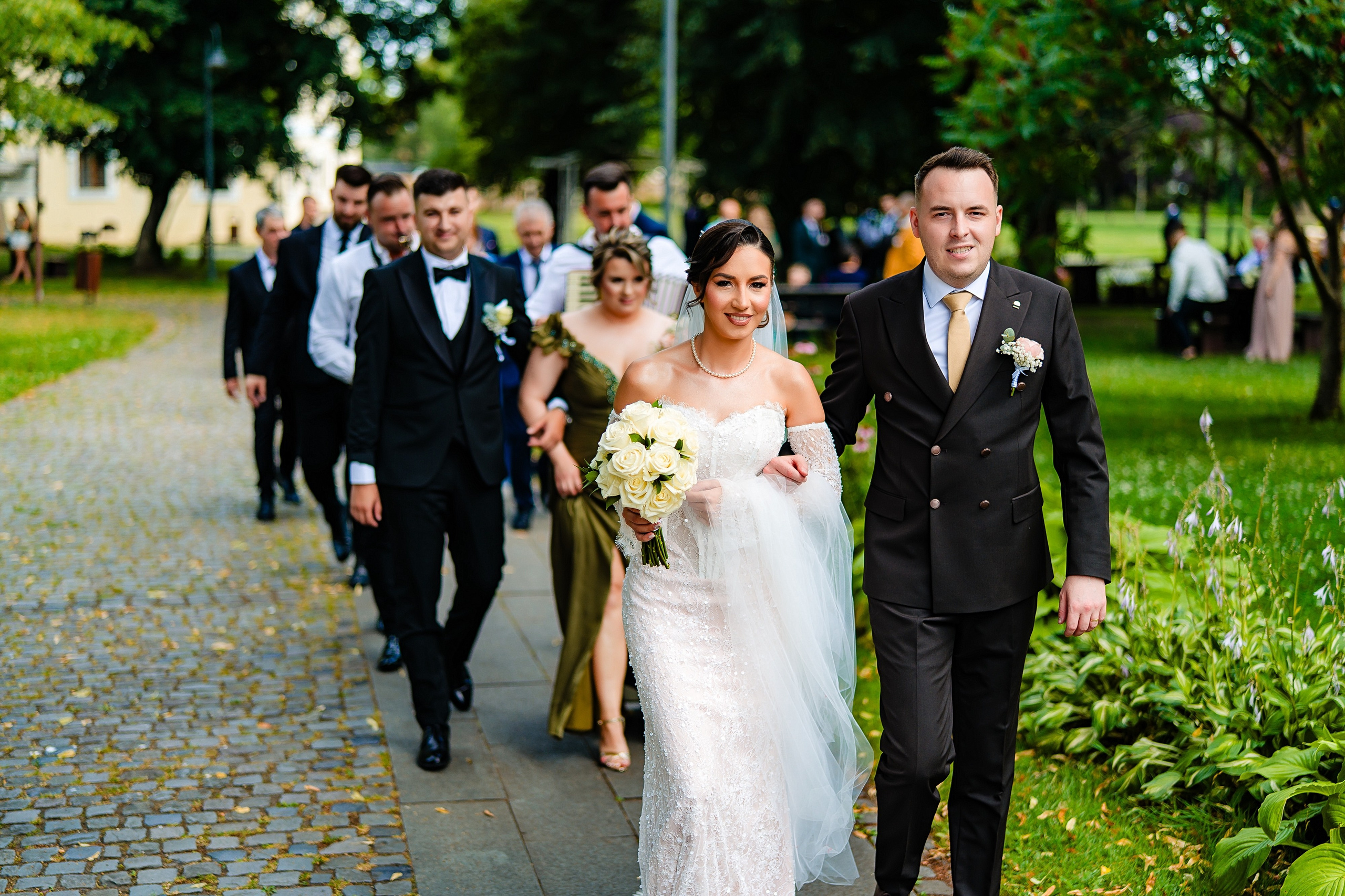 Ana & Marian — Așa cum s-a simțit. Újfalvi Szilárd – Fotograf de nuntă în Târgu Mureș | Transilvania