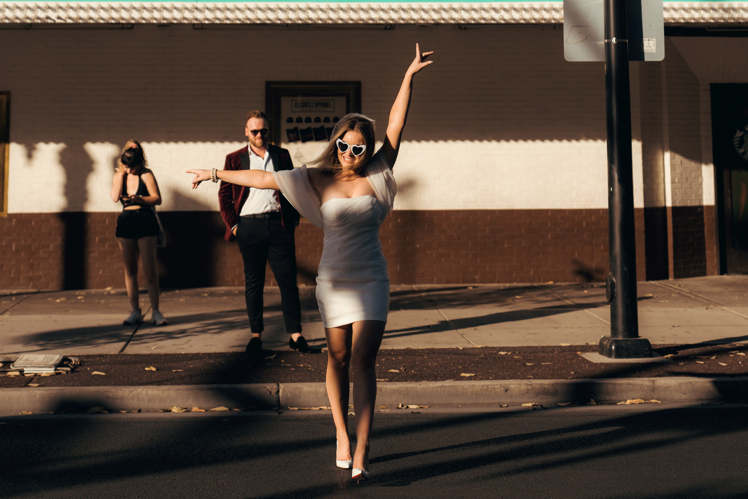 Madison&Ryan. Wedding & elopement photographer Viktoriya Kravtsov. Las Vegas