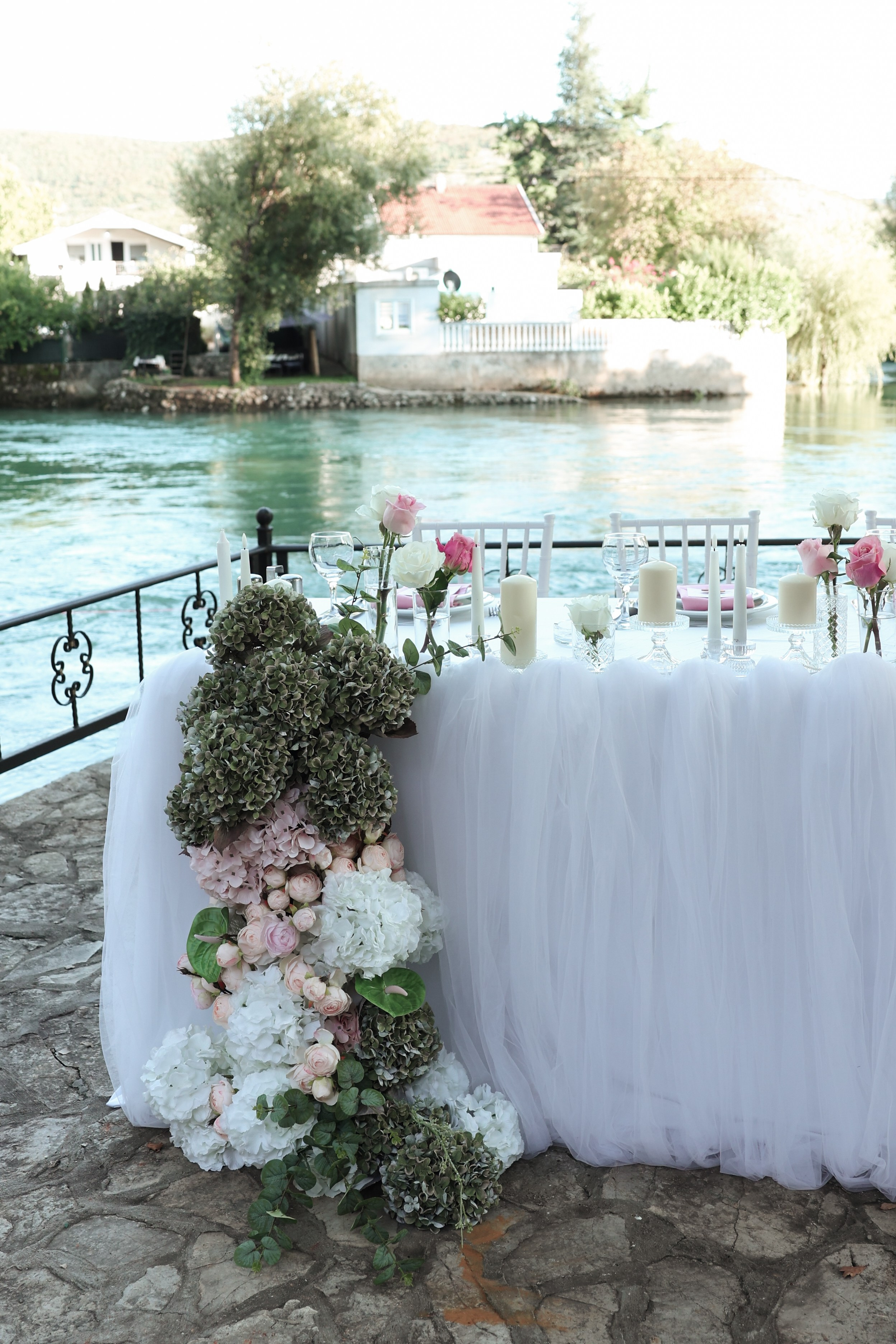 Emma & Omar. Wedding photographer based in Europe