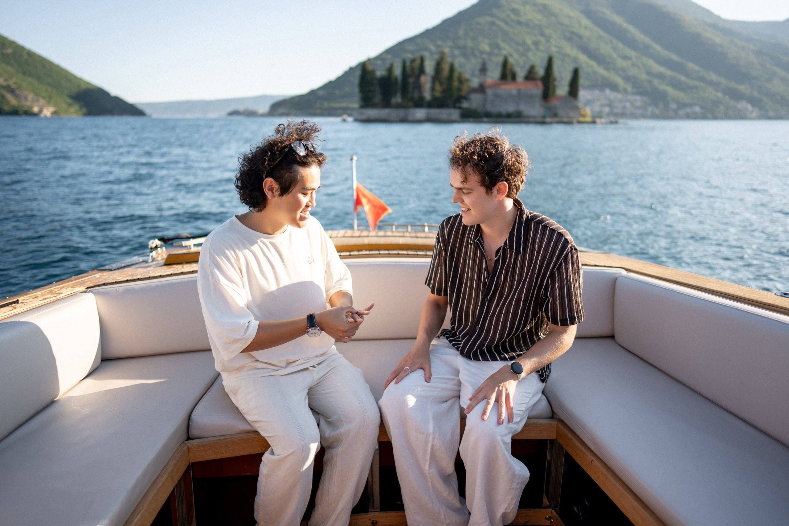 Perast Boat Proposal. Trouwfotograaf & videograaf in Montenegro | Maria & Vasilii