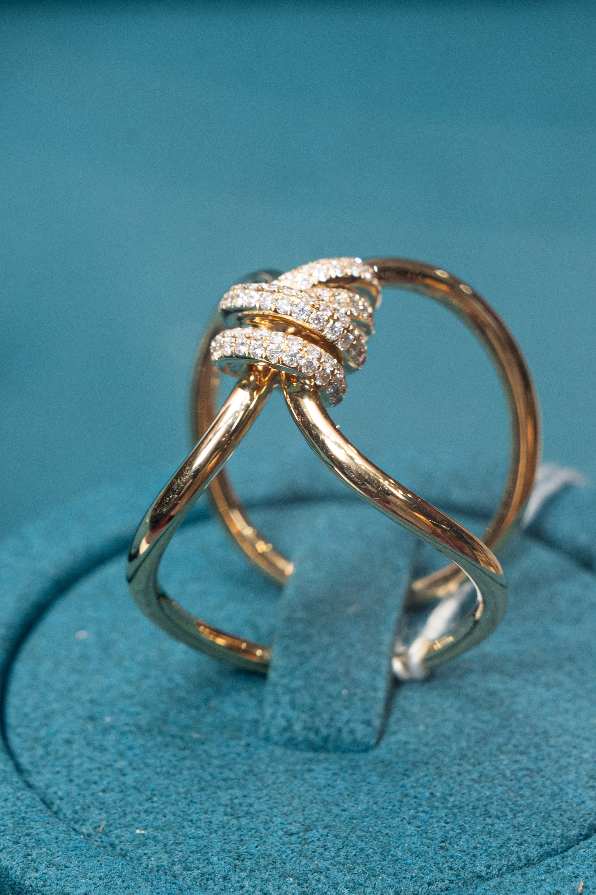 FOREVER5JEWELS. PHOTOGRAPHER IN HONG KONG (WEDDING, FASHION, FAMILY, EVENTS)