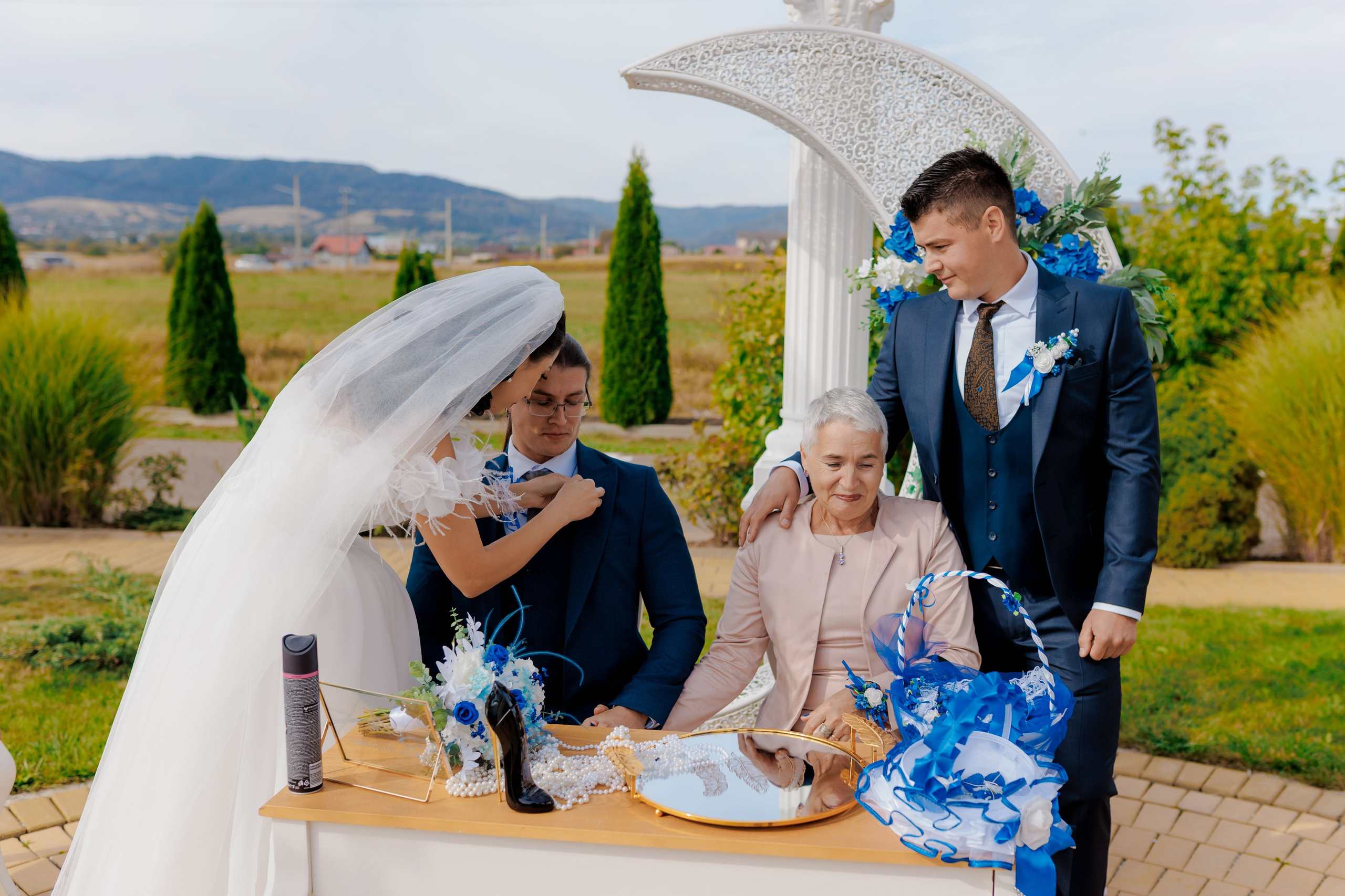 Loredana & Emilian – Ziua Nunții | Videografie - fotografie Botez Suceava, Iași, Botoșani. Servicii foto-video profesionale, pentru momente de neuitat