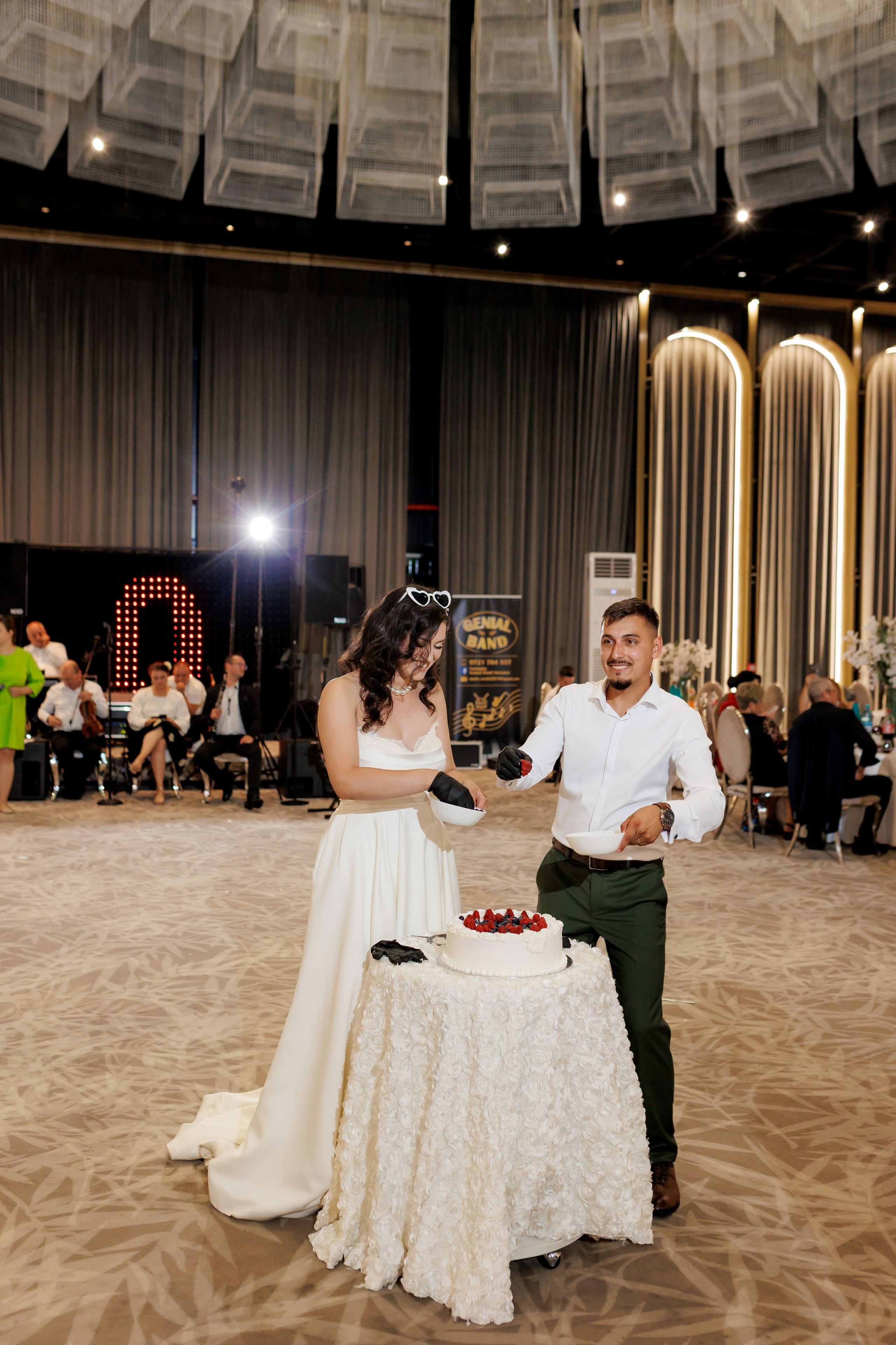 Nunta Nicoleta & Răzvan | Fotografie & Videografie Profesională. Servicii foto-video profesionale, pentru momente de neuitat