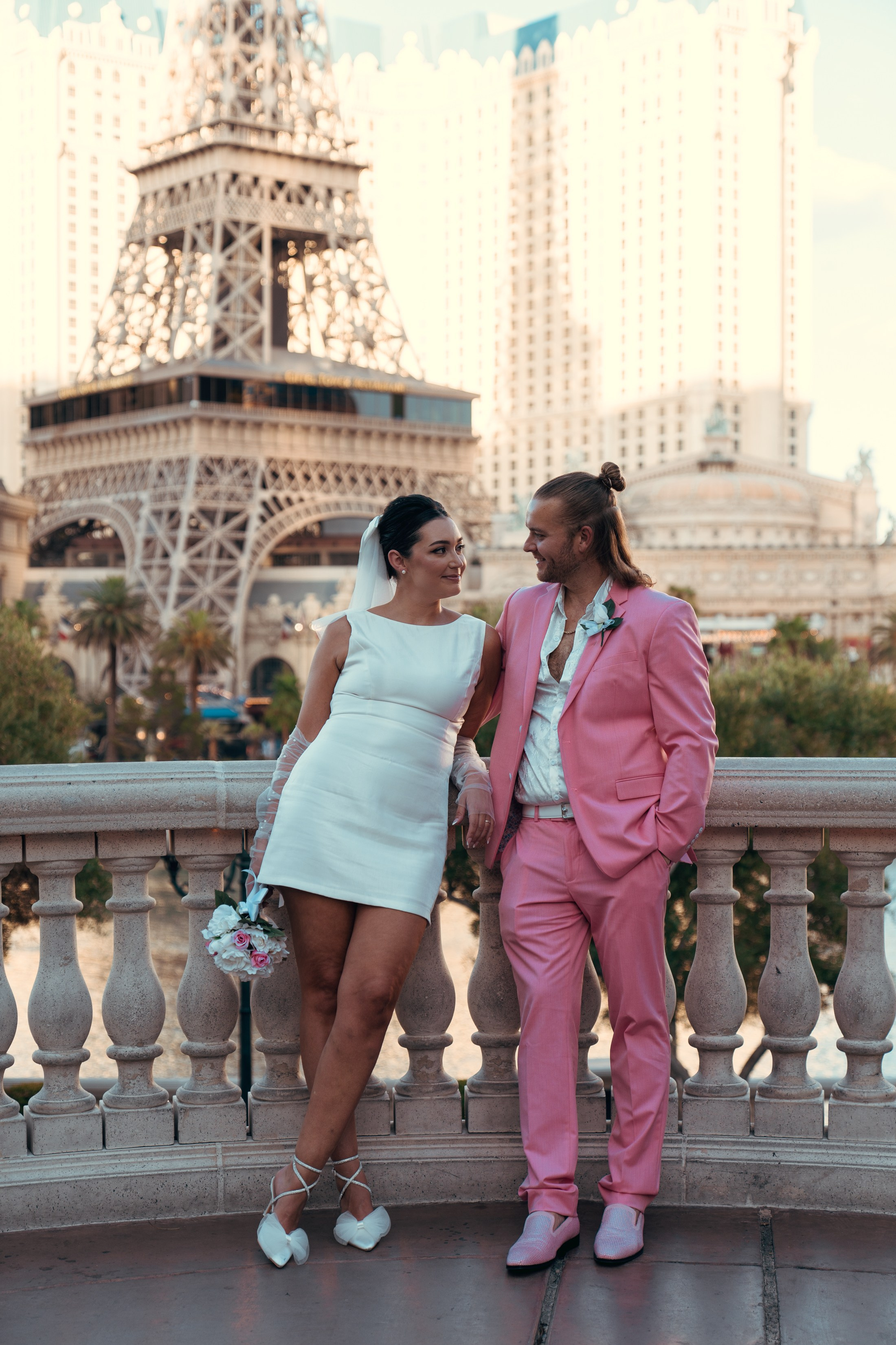 Joey&Afton. Wedding & elopement photographer Viktoriya Kravtsov. Las Vegas