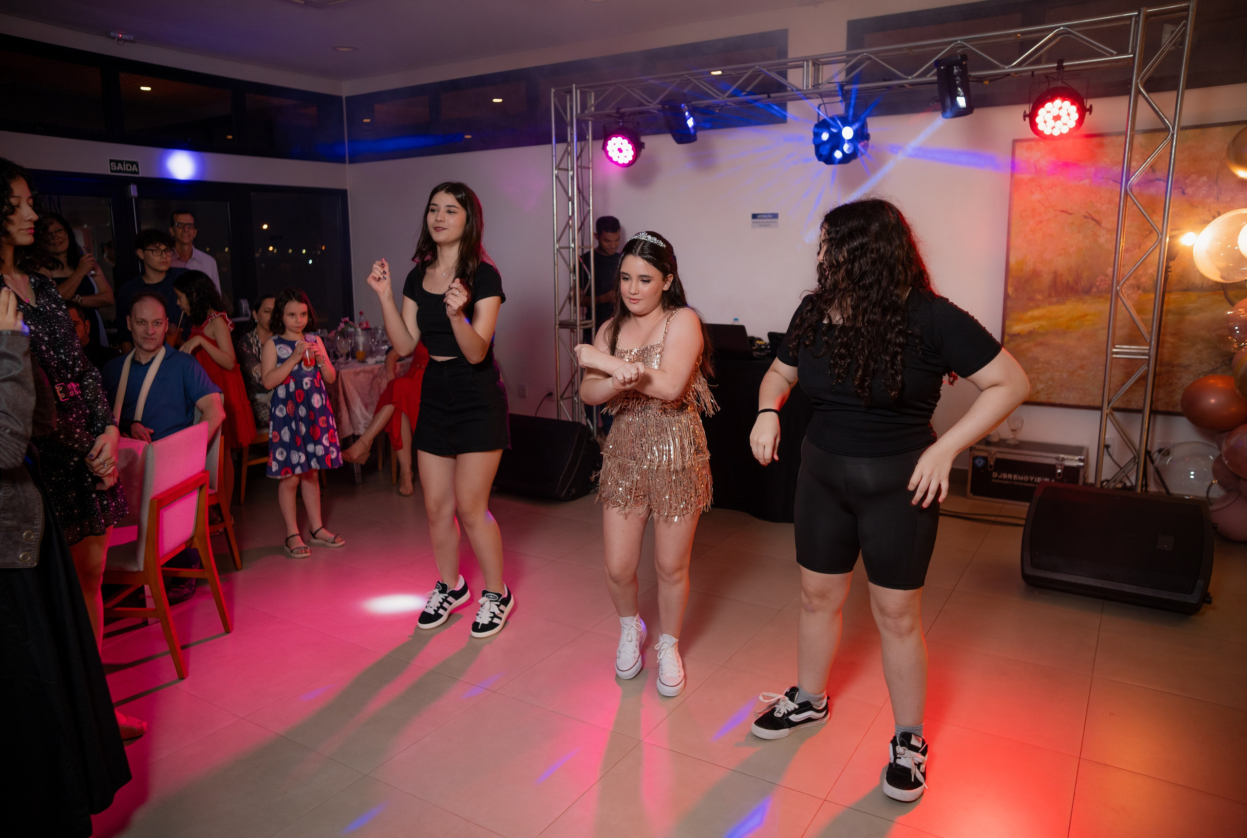 Maria Laura — Villa de León / Bauru SP. Robson Colaço