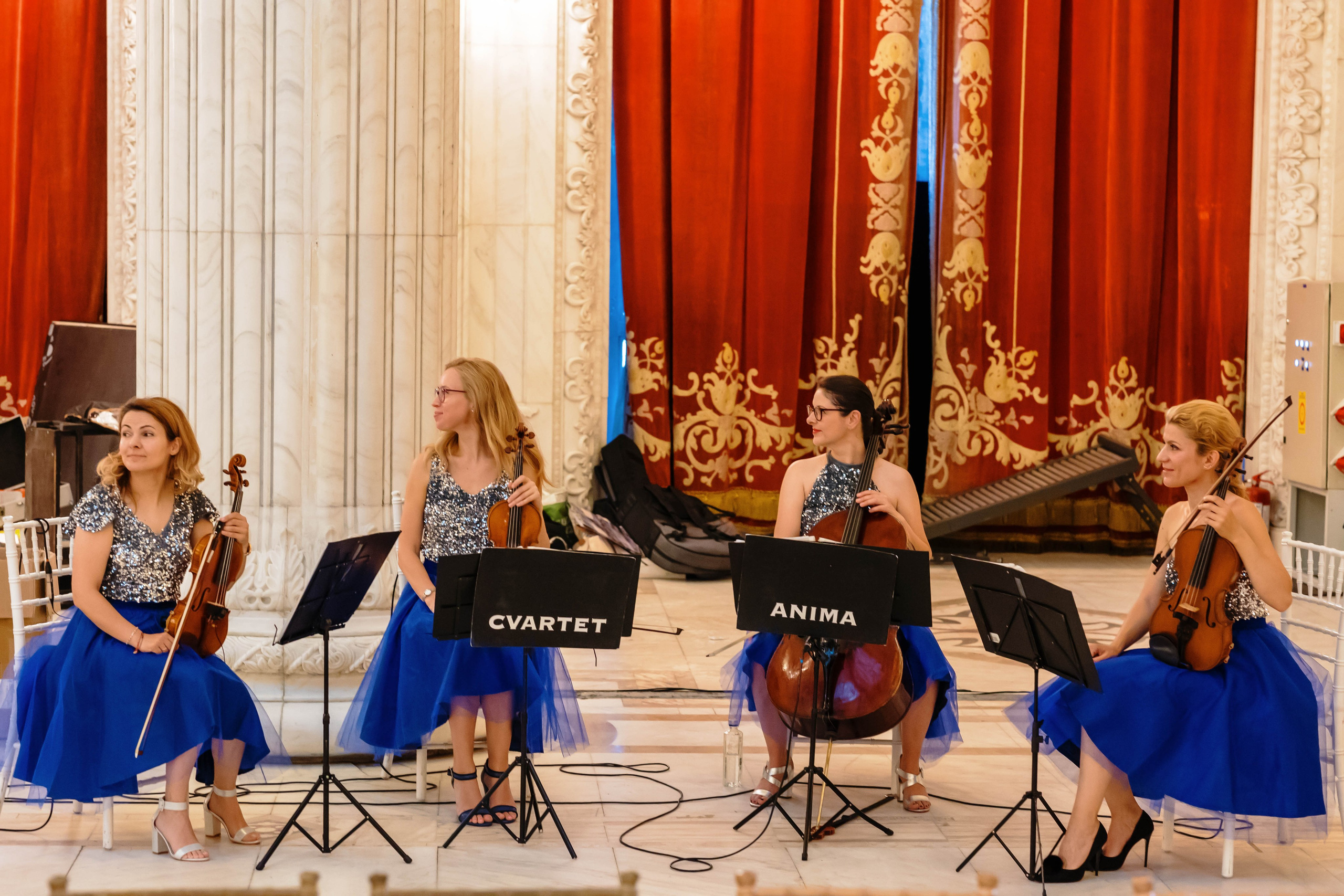Festivitate Absolvire ASE 2024 - Palatul Parlamentului Bucuresti. MDimaFotoStudio. Fotograf de nuntă, evenimente private și de familie