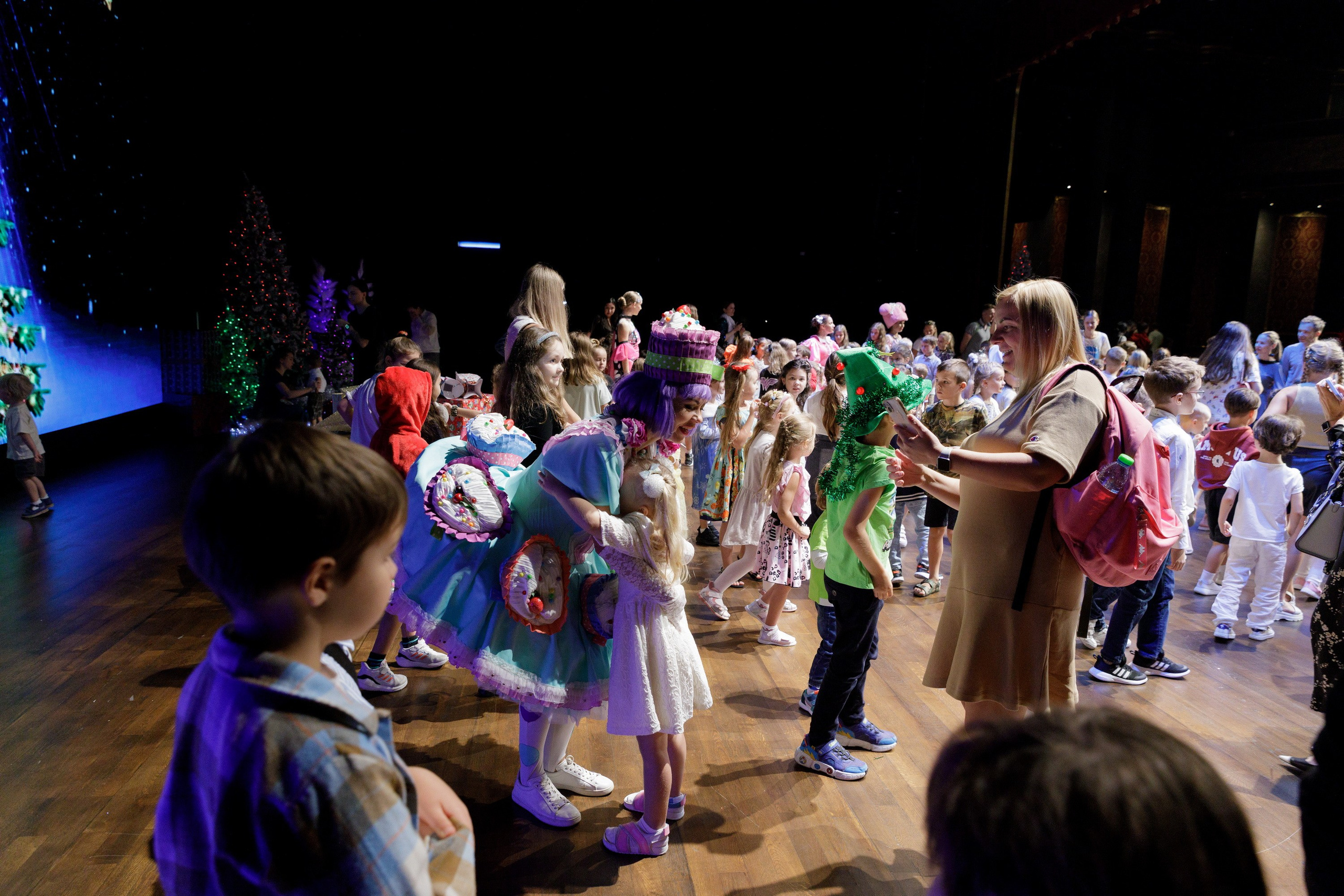 Новогодняя сказка для журнала Русские Эмираты, Дубай 2024. Фотограф Анна Кучерявая | Свадьбы и мероприятия в Дубае