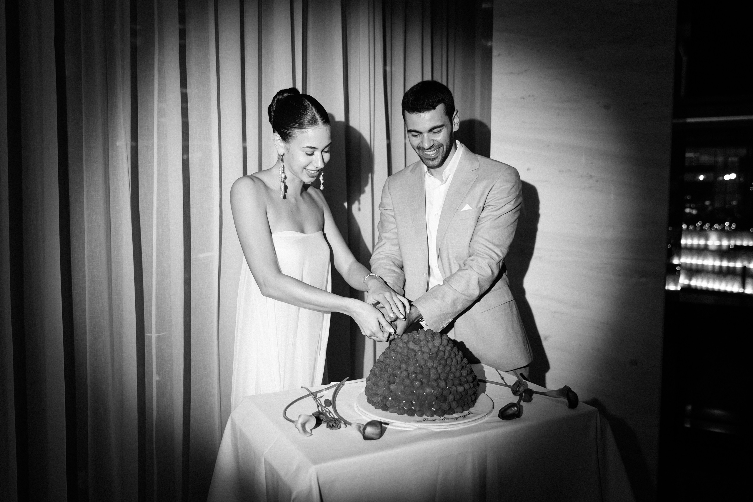 Engagement dinner of Nour & Omar. Photographer Anna Curly | Weddings and Events in Dubai