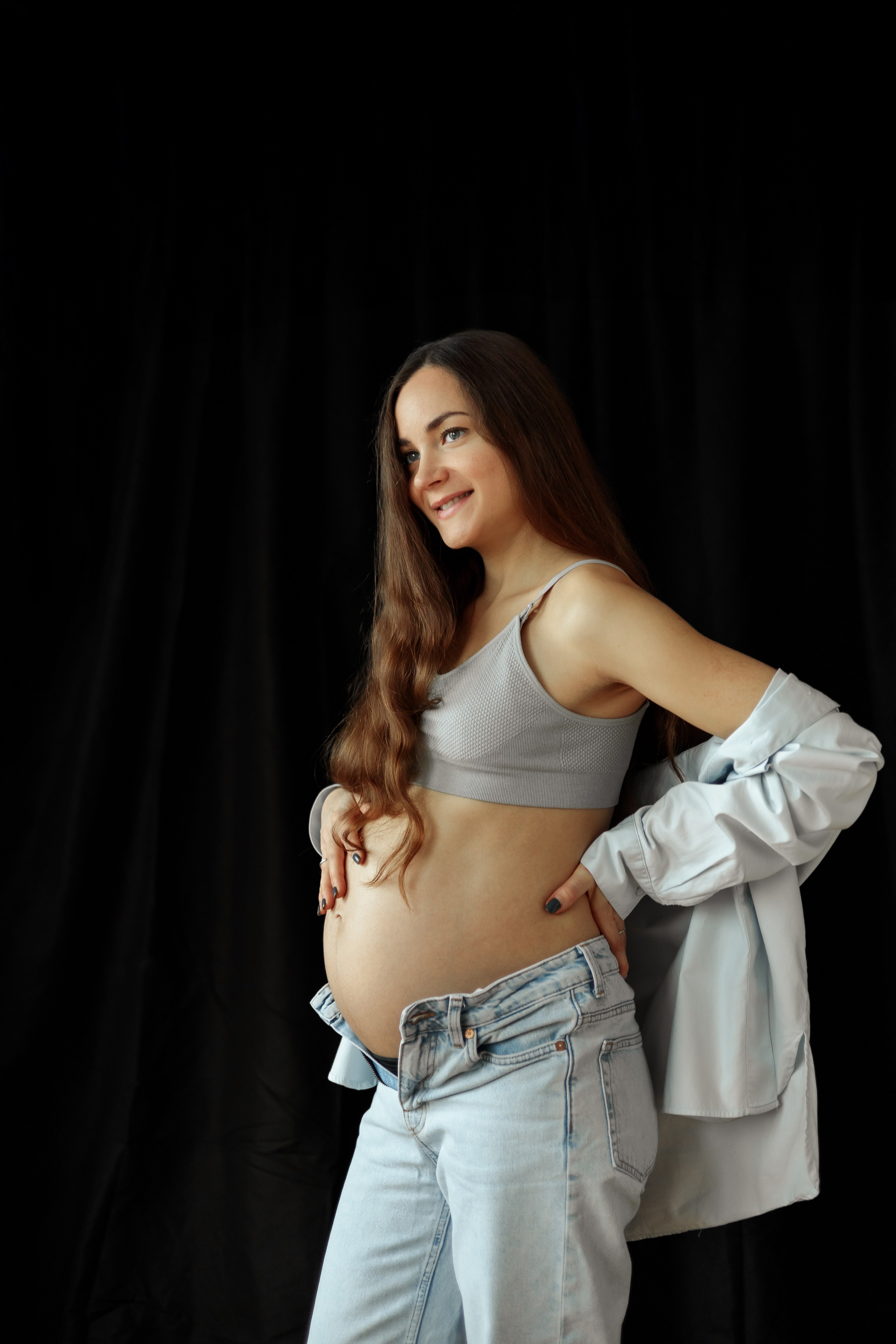 Pregnancy shooting at home. Elena Gorobets. Photographer in Zagreb