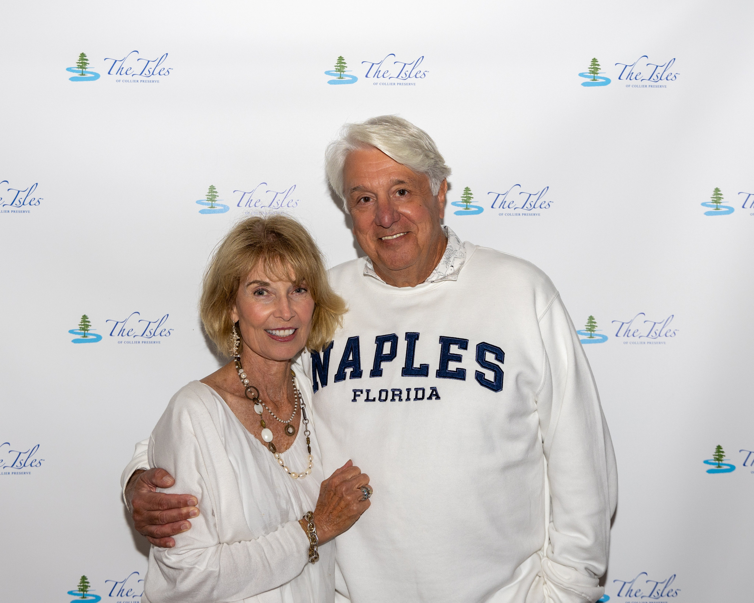 The Isles White Party. Out and About 239