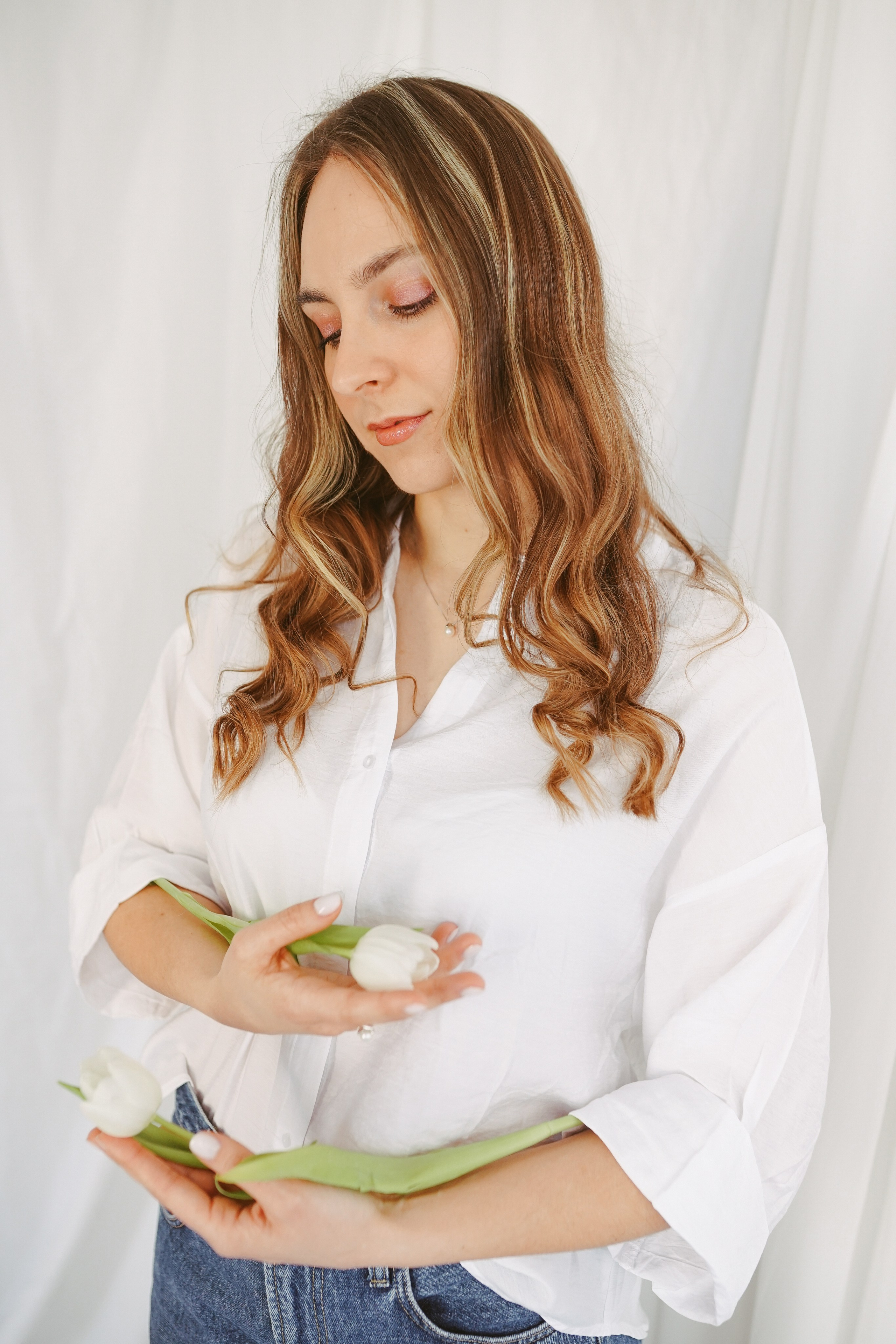 Ședințe Foto Primăvara Colorată Brașov | Mădălina Beda. Madalina Beda- Artist vizual, fotograf, doula la nastere, consultant babywearing Brasov si in toata tara