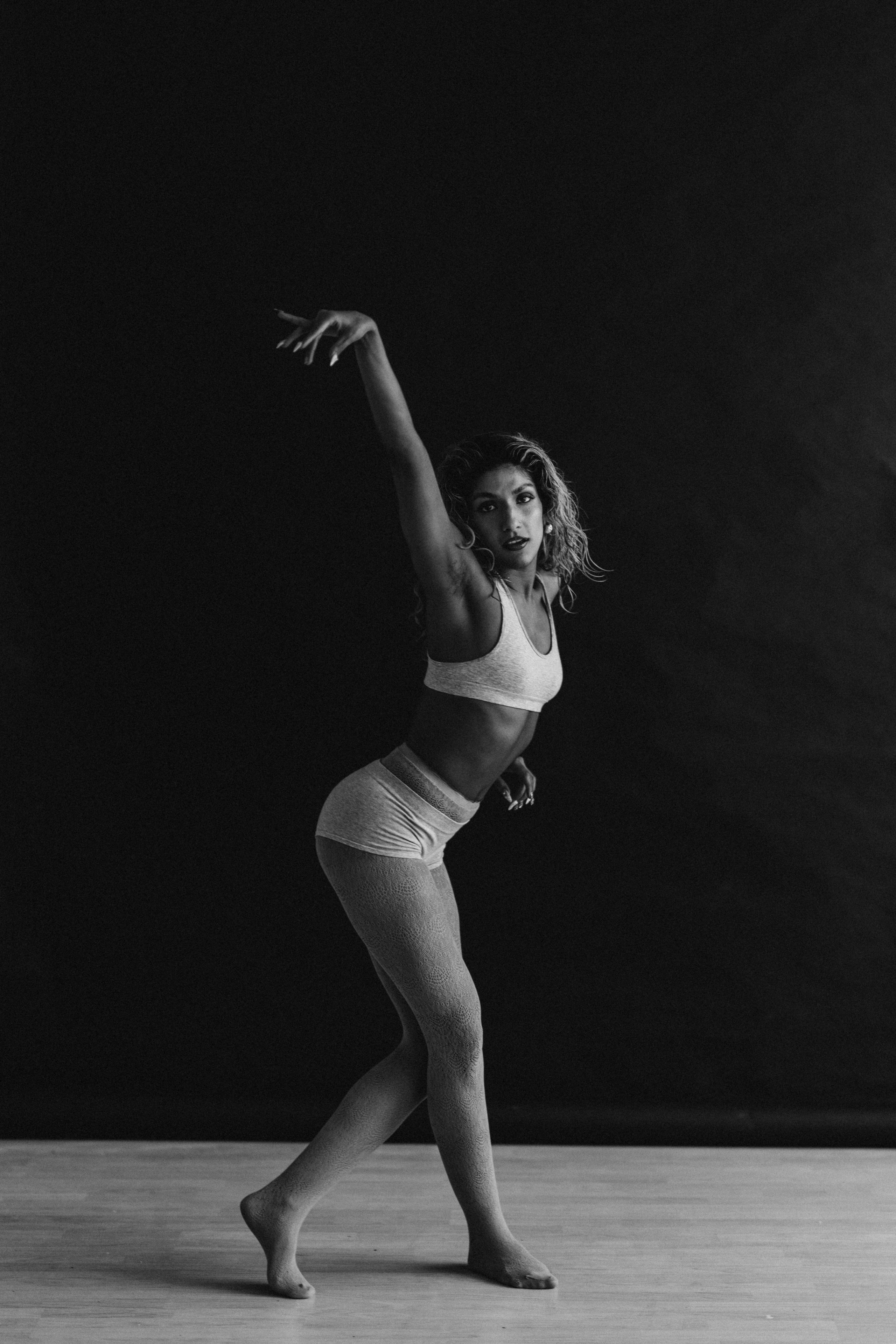 DANCERS. Victoria Olonen – Cinematic Portrait Artist | Helsinki & Europe