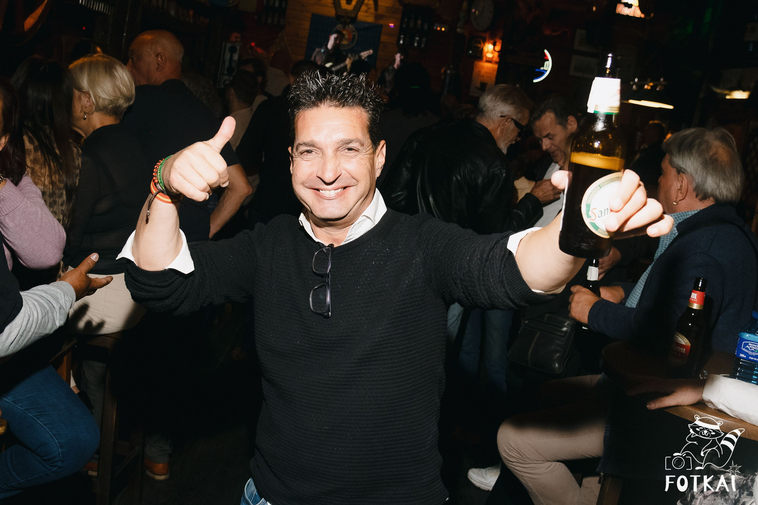 Фоторепортаж JAM Night в El Paso Bar, Torrevieja — живая музыка и атмосфера Коста-Бланки | FOTKAI