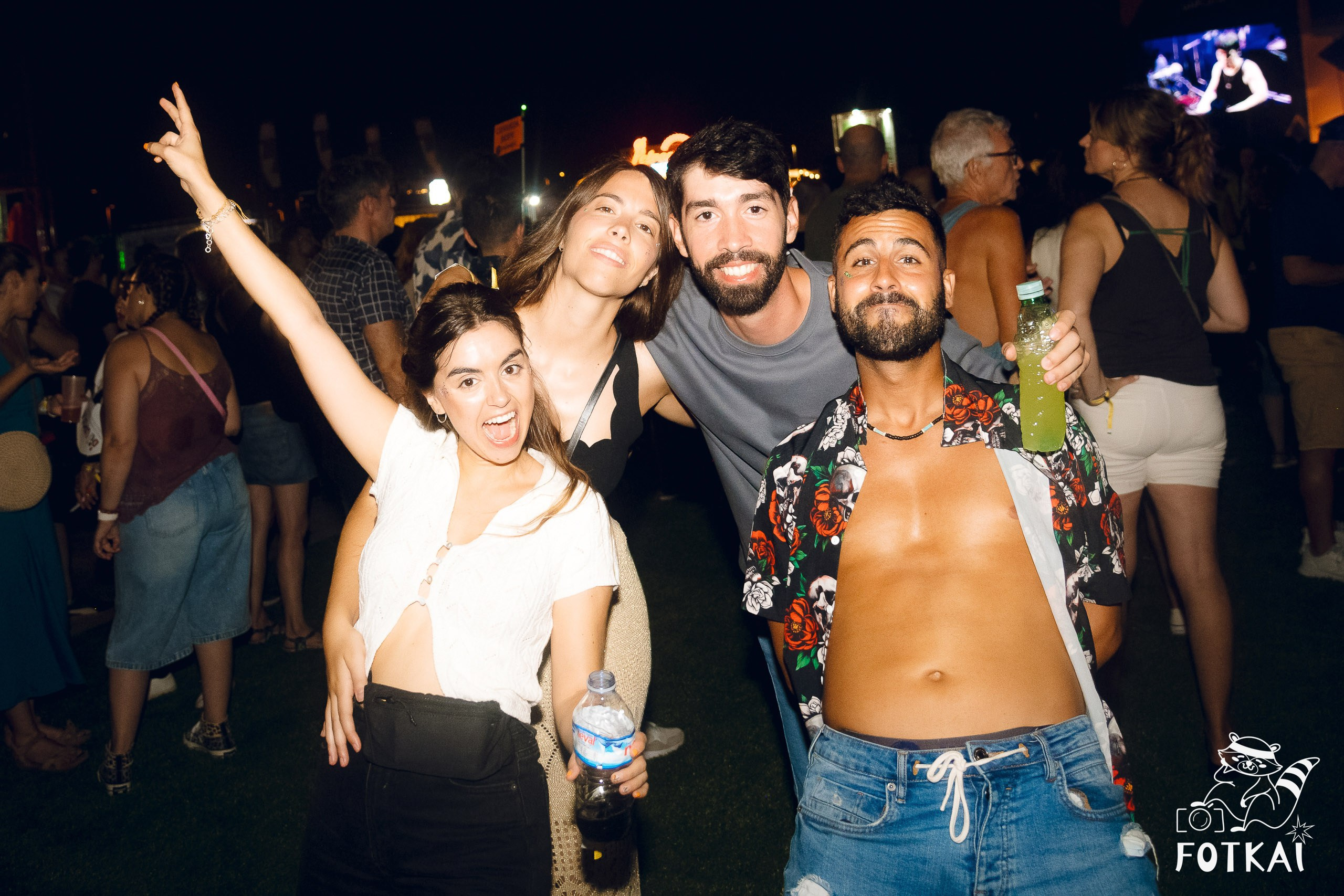 Low Festival 2026 — Fotorreportaje del primer día del festival indie en Torrevieja | FOTKAI