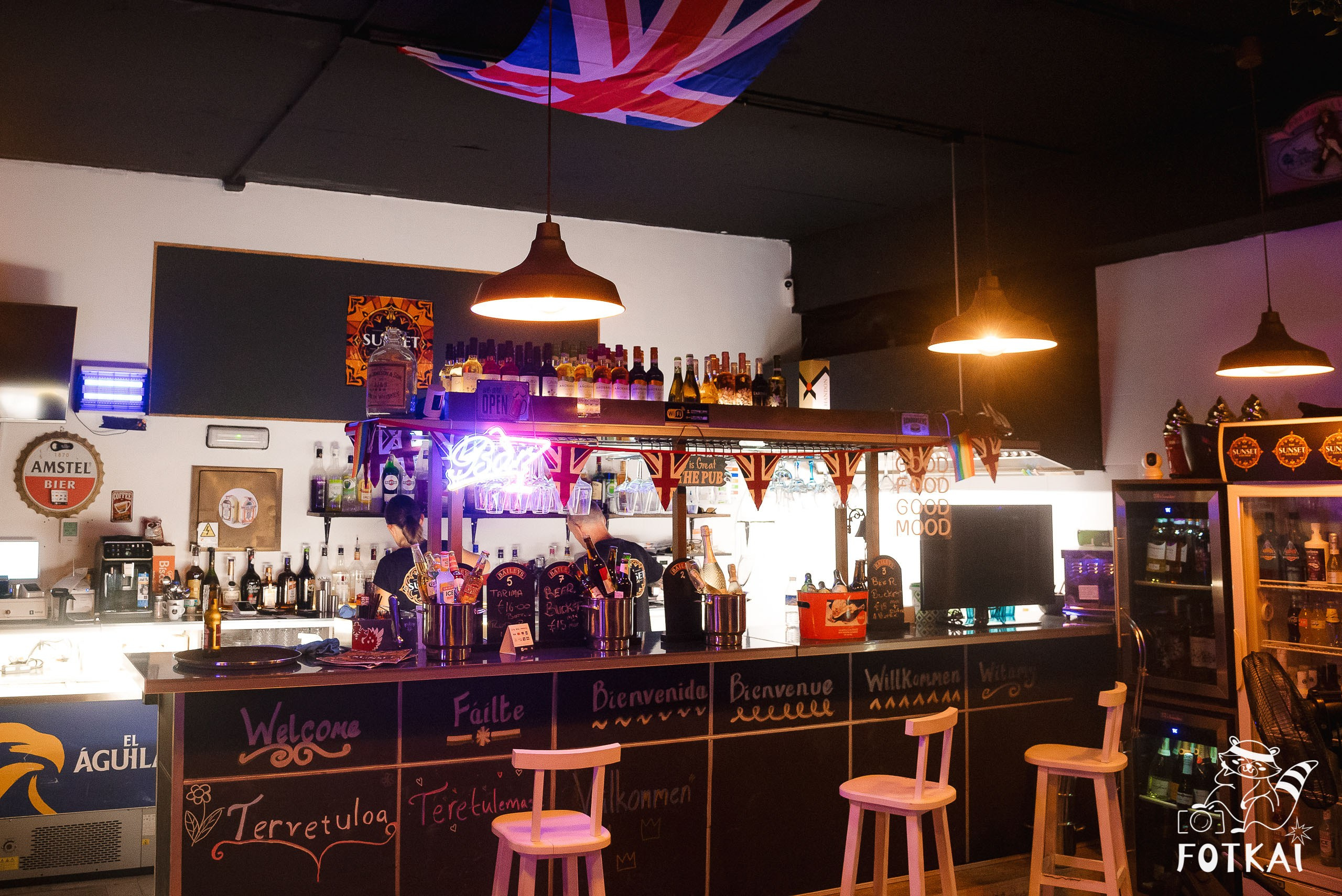 The Sunset Lounge Bar: Reportaje fotográfico 08.08.25 | FOTKAI
