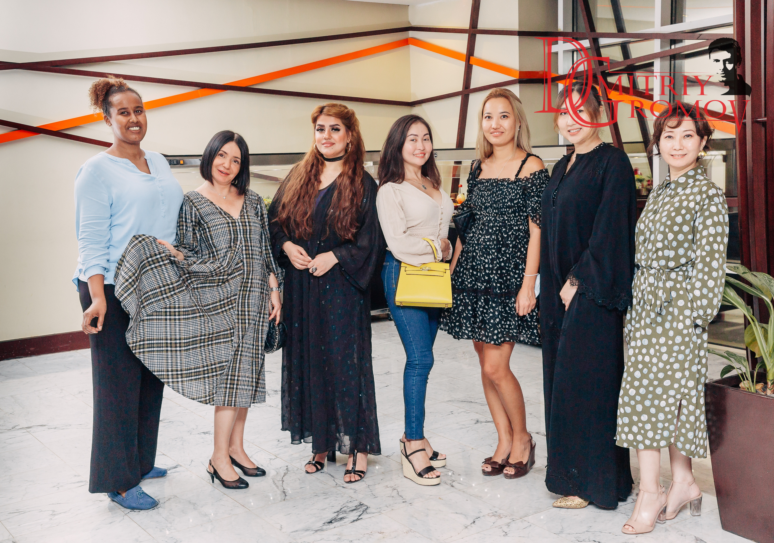 Network with Yasmine. Photographer in Dubai Dmitry Gromov