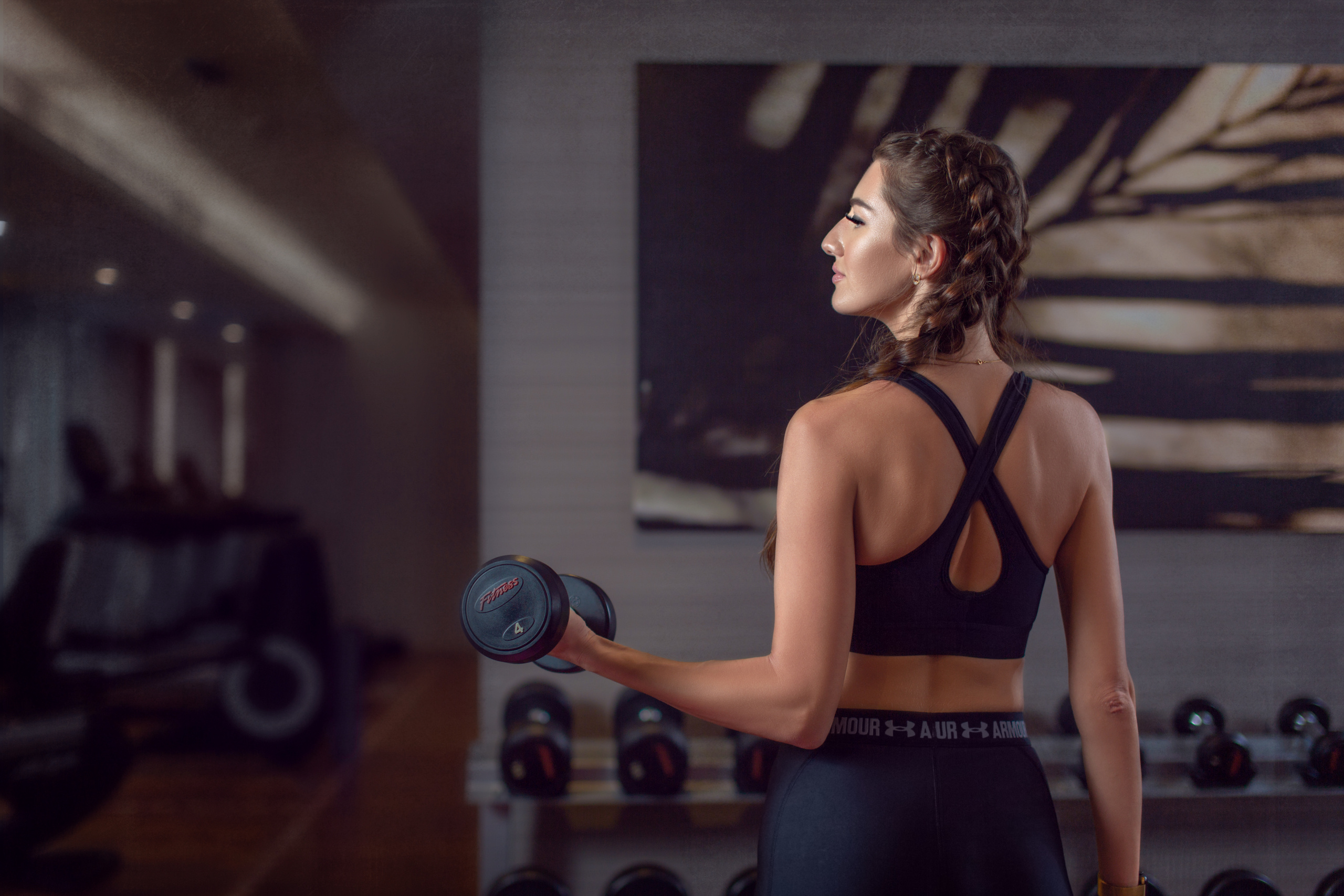 Photo content for fitness trainer Alina. Photographer in Dubai Dmitry Gromov