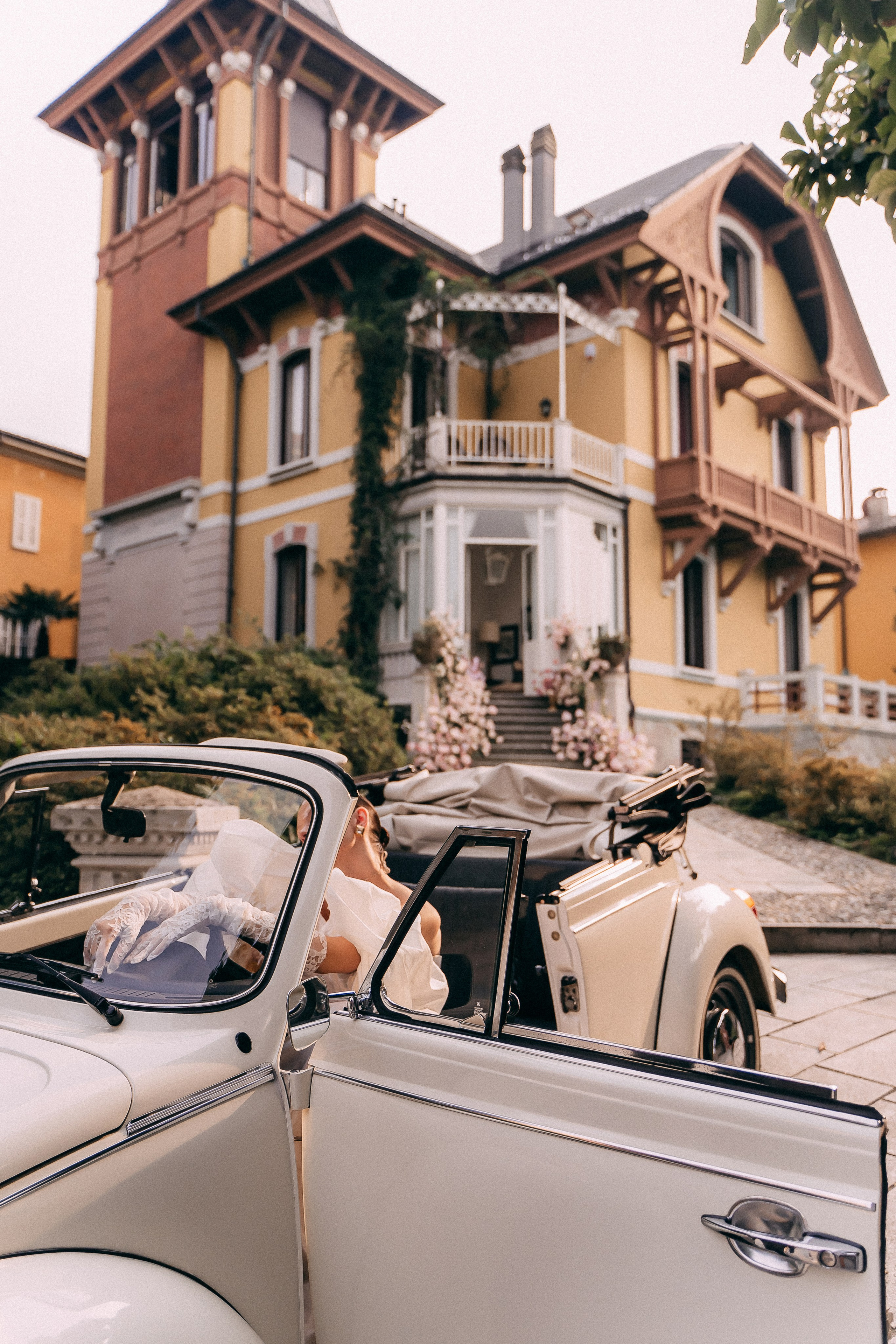 Intimate wedding in Italy / Lake Como. Wedding photographer Como Lake, Italy
