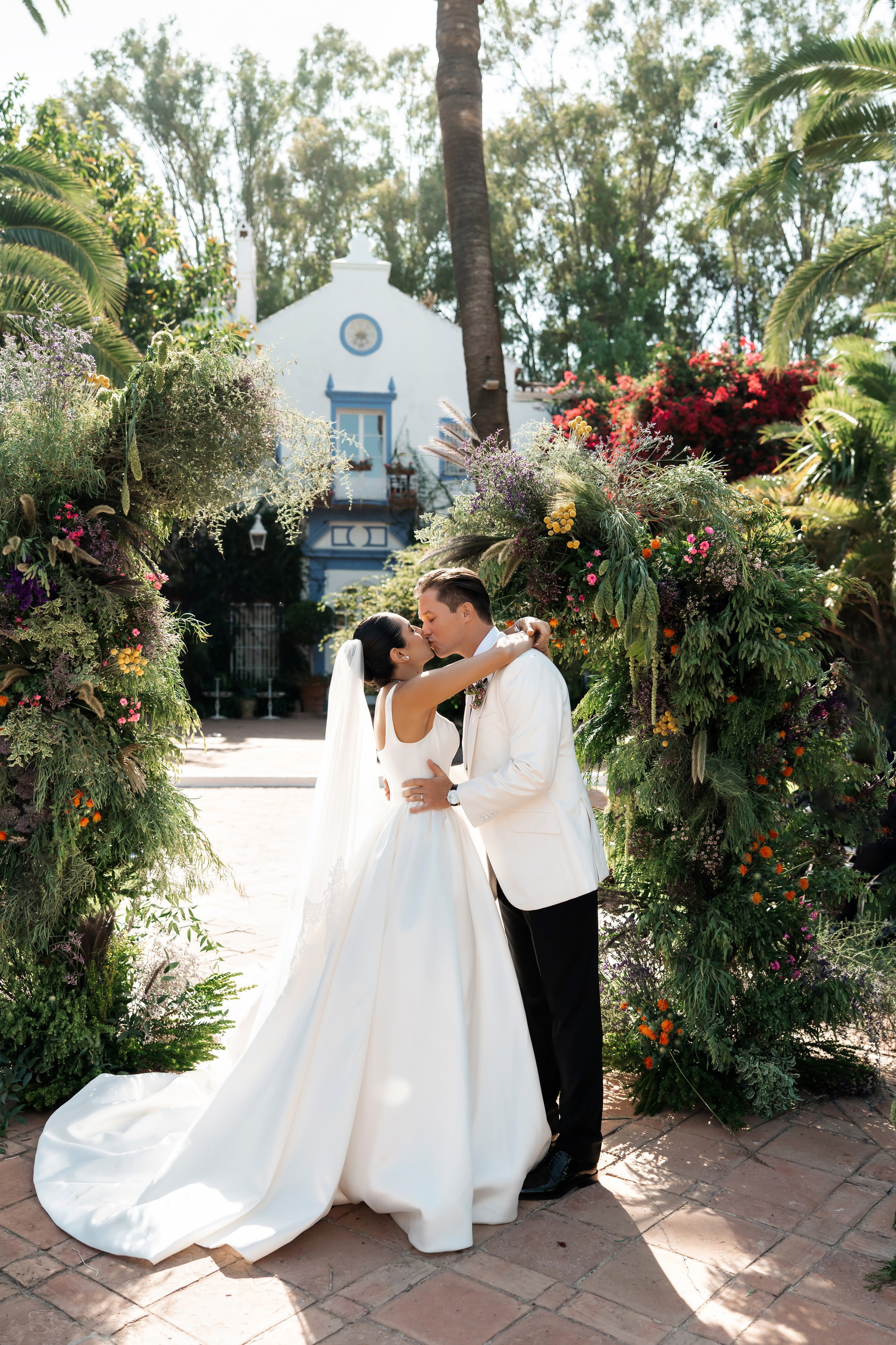 ANDREW & LYNN. Wedding Photographer in Marbella, Como, Tuscany, Cannes