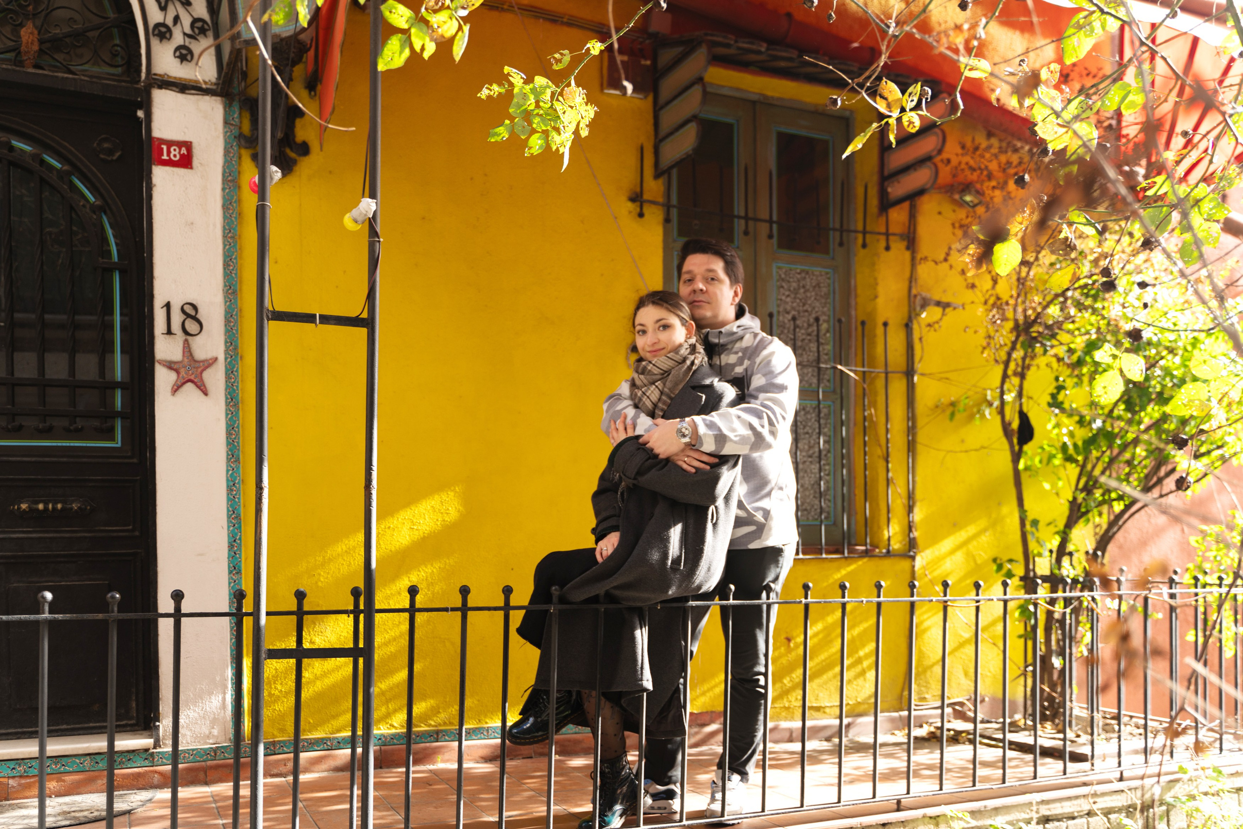 Family walk around Isteklal street. Aesthetic & Lifestyle photographer in Da Nang, Vietnam