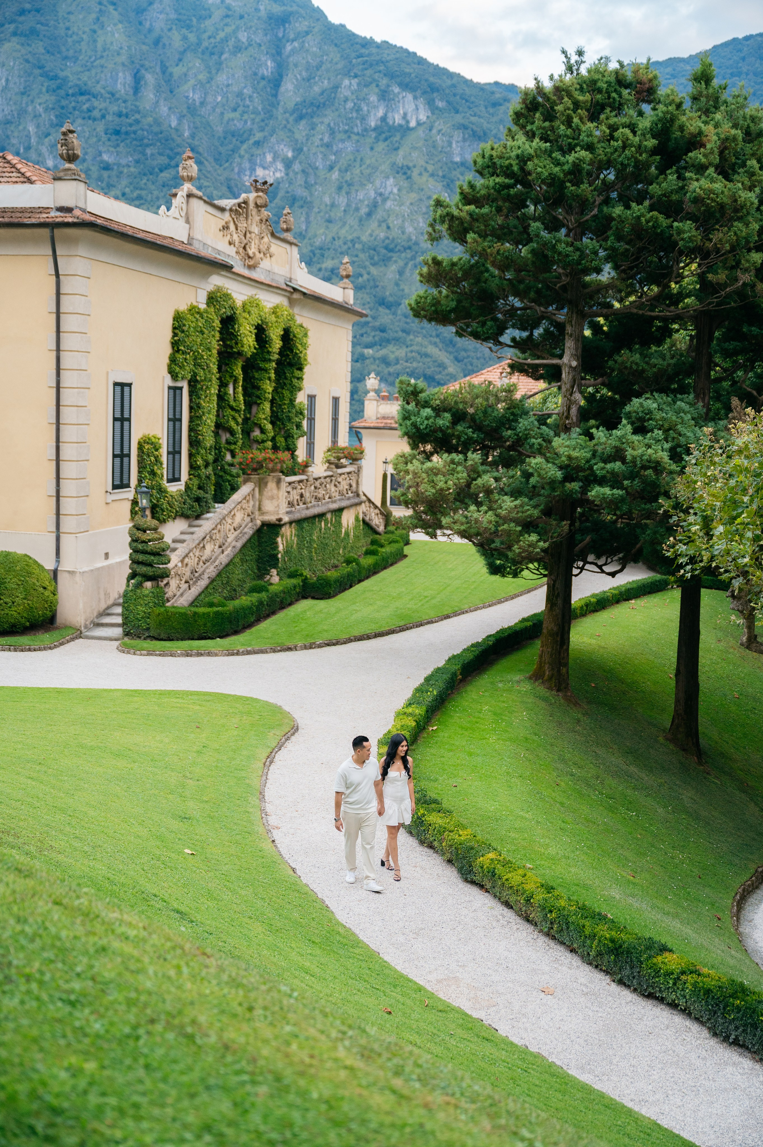 Lake Como. Lake Como Photographer — Proposal | Wedding | Elopement