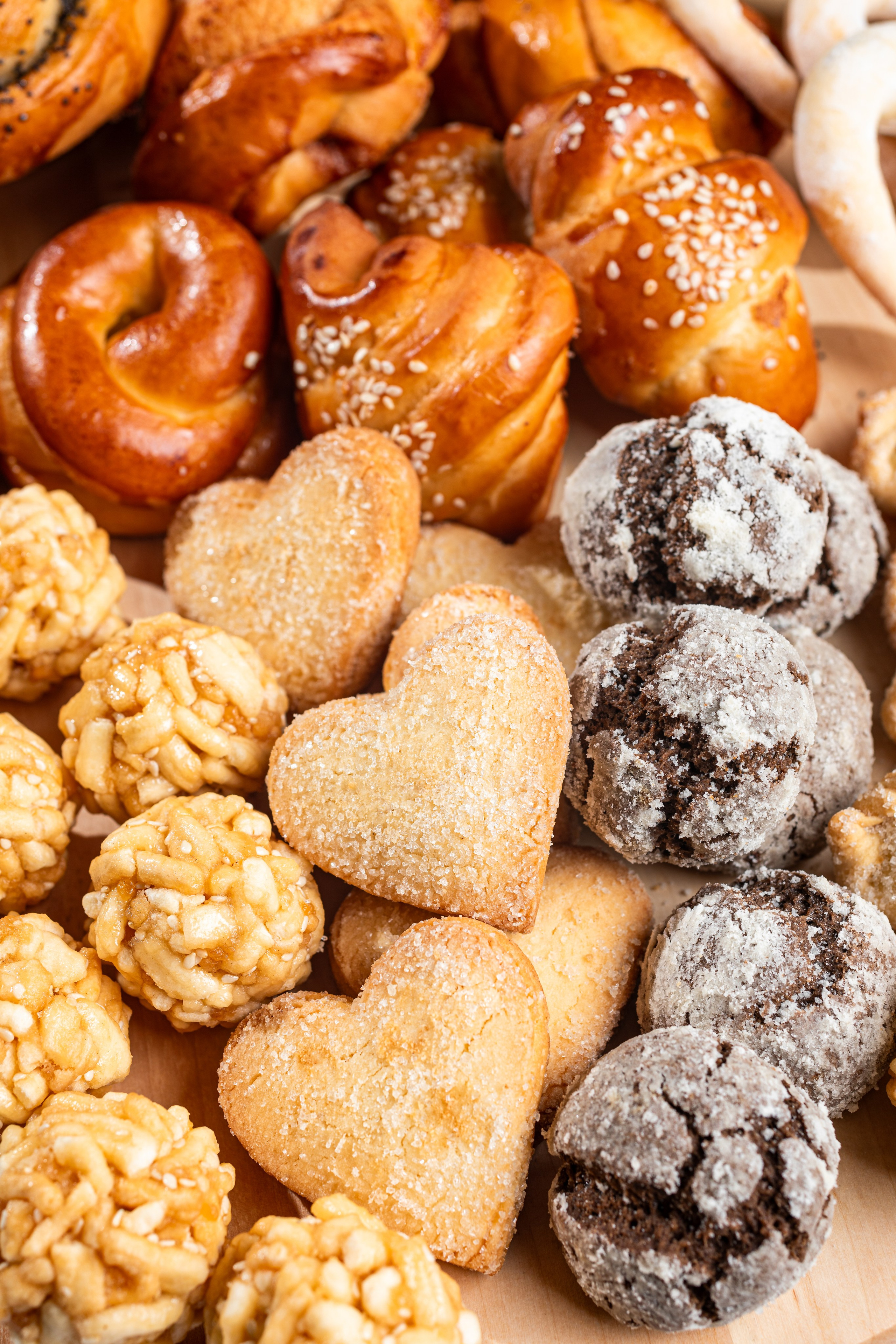 Фуд-фотосъемка выпечки Oliva Bakery Бишкек. Фотограф в Бишкеке Оксана Шувалова