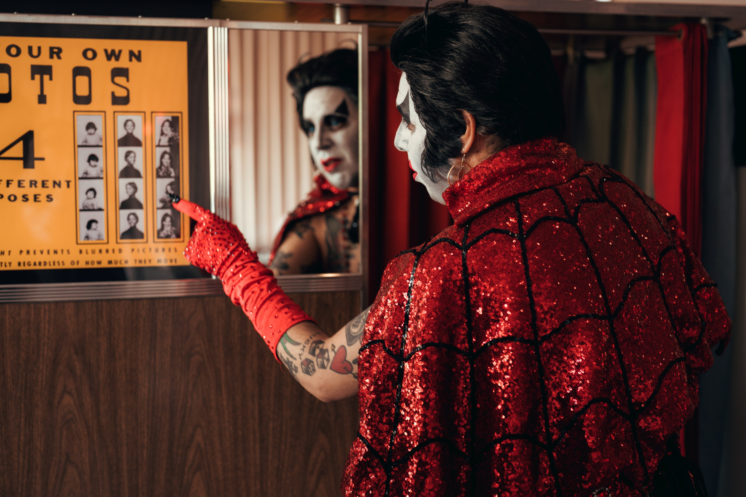 Bee&Tony. Wedding & elopement photographer Viktoriya Kravtsov. Las Vegas