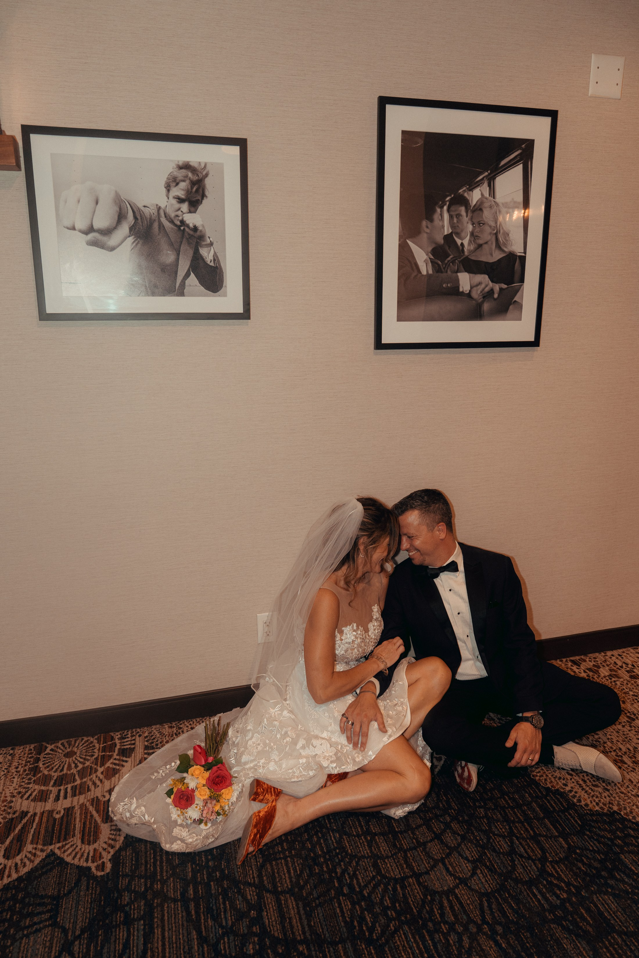 Rachel&Dan. Wedding & elopement photographer Viktoriya Kravtsov. Las Vegas