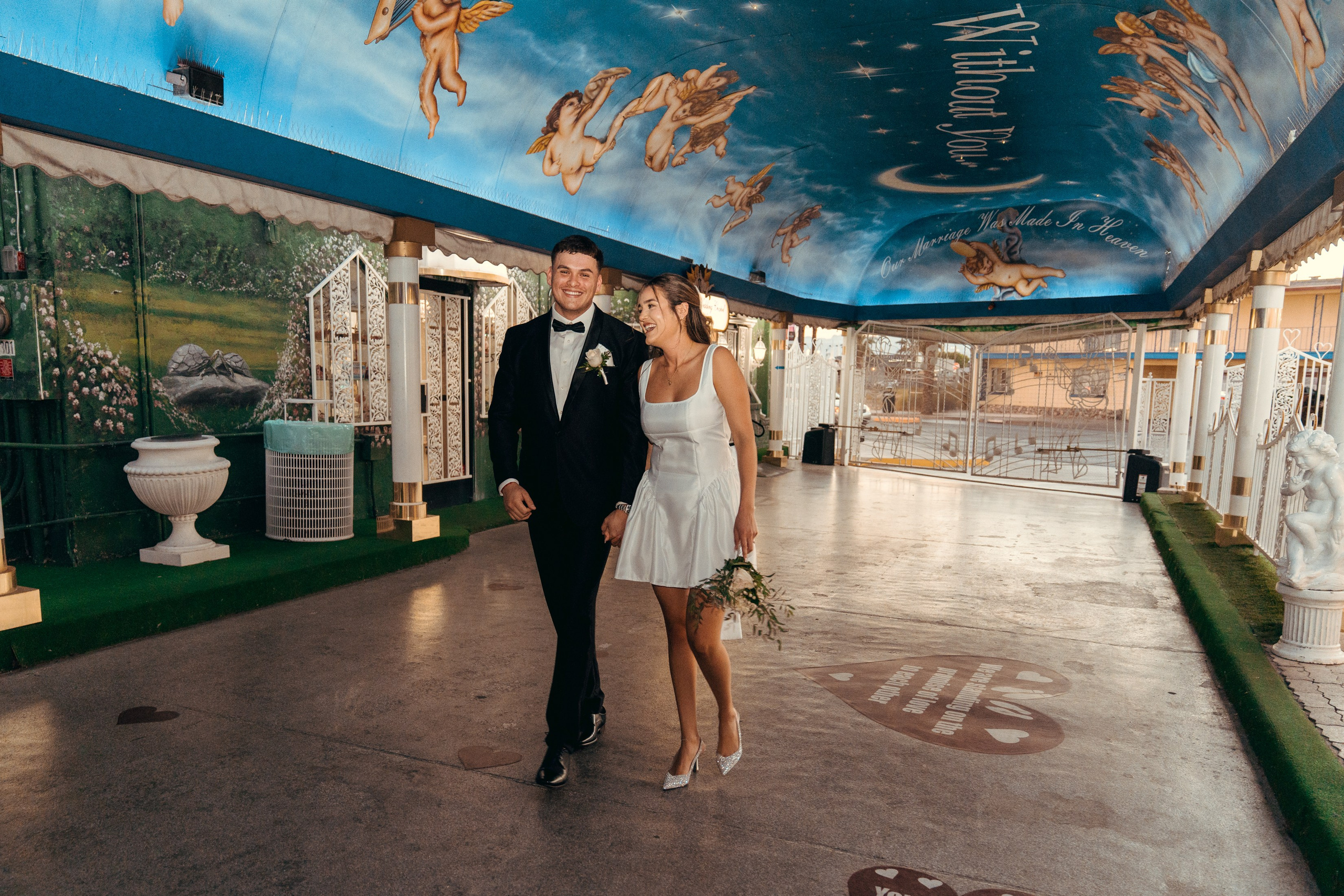 Valeria&Jonhattan. Wedding & elopement photographer Viktoriya Kravtsov. Las Vegas