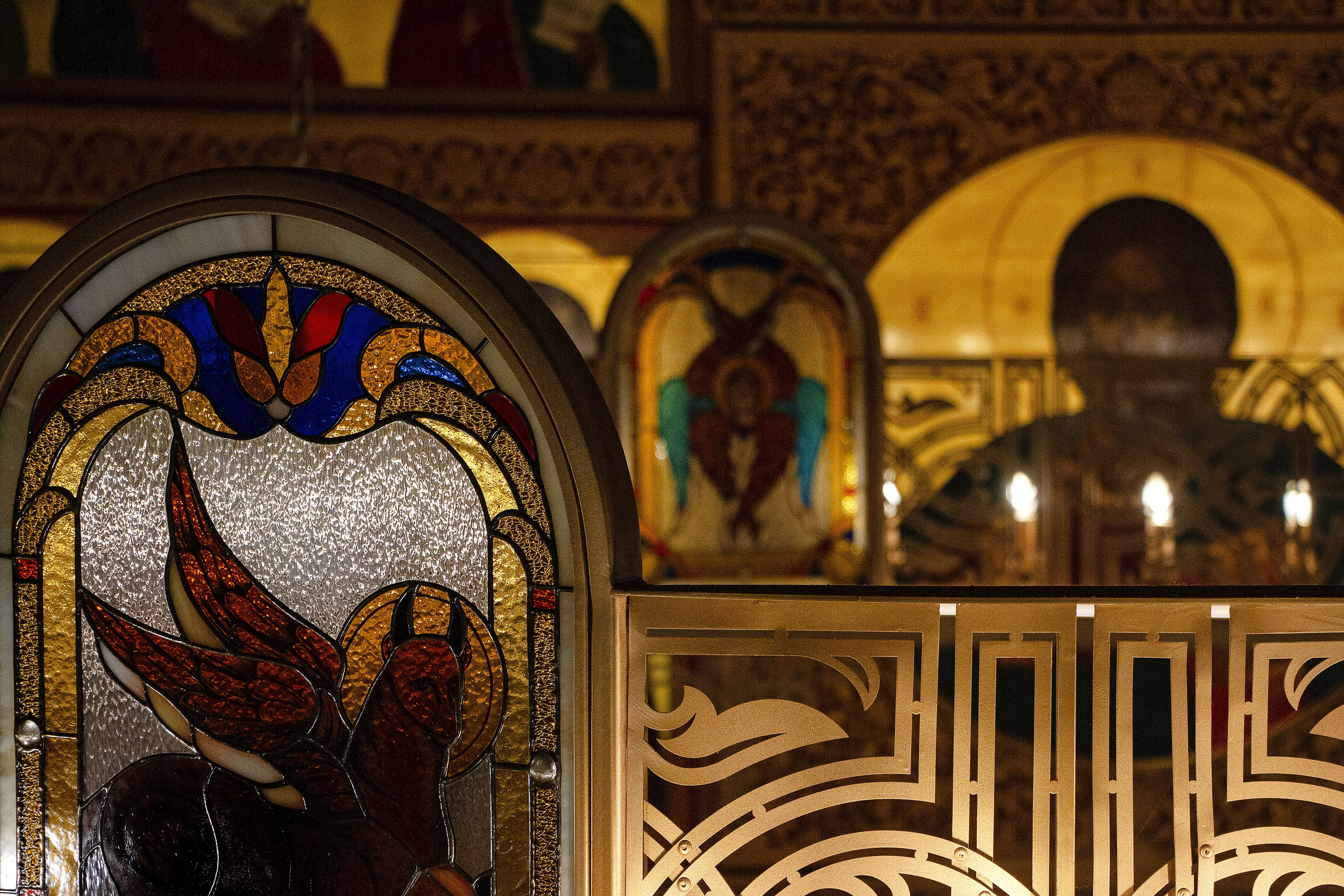 Хорос в храме Святой Троицы Прихода в честь Всех Святых. г. Минск. Скульптор кузнец Мария Тарлецкая