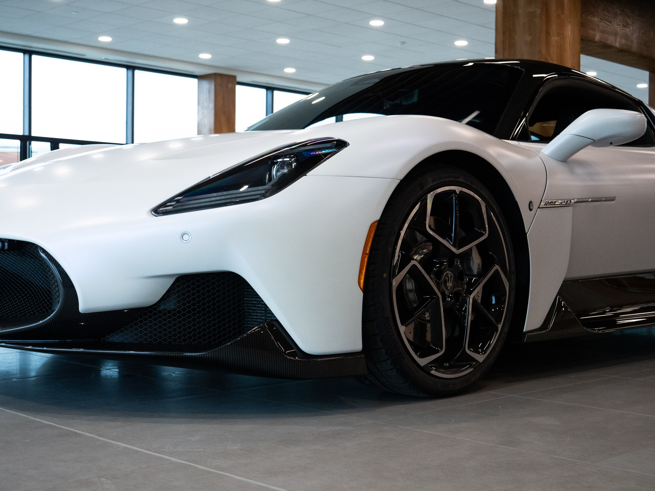 Maserati MC20. Dimitri Ilkov Photography — Capturing Life’s Moments in Edmonton, Cana