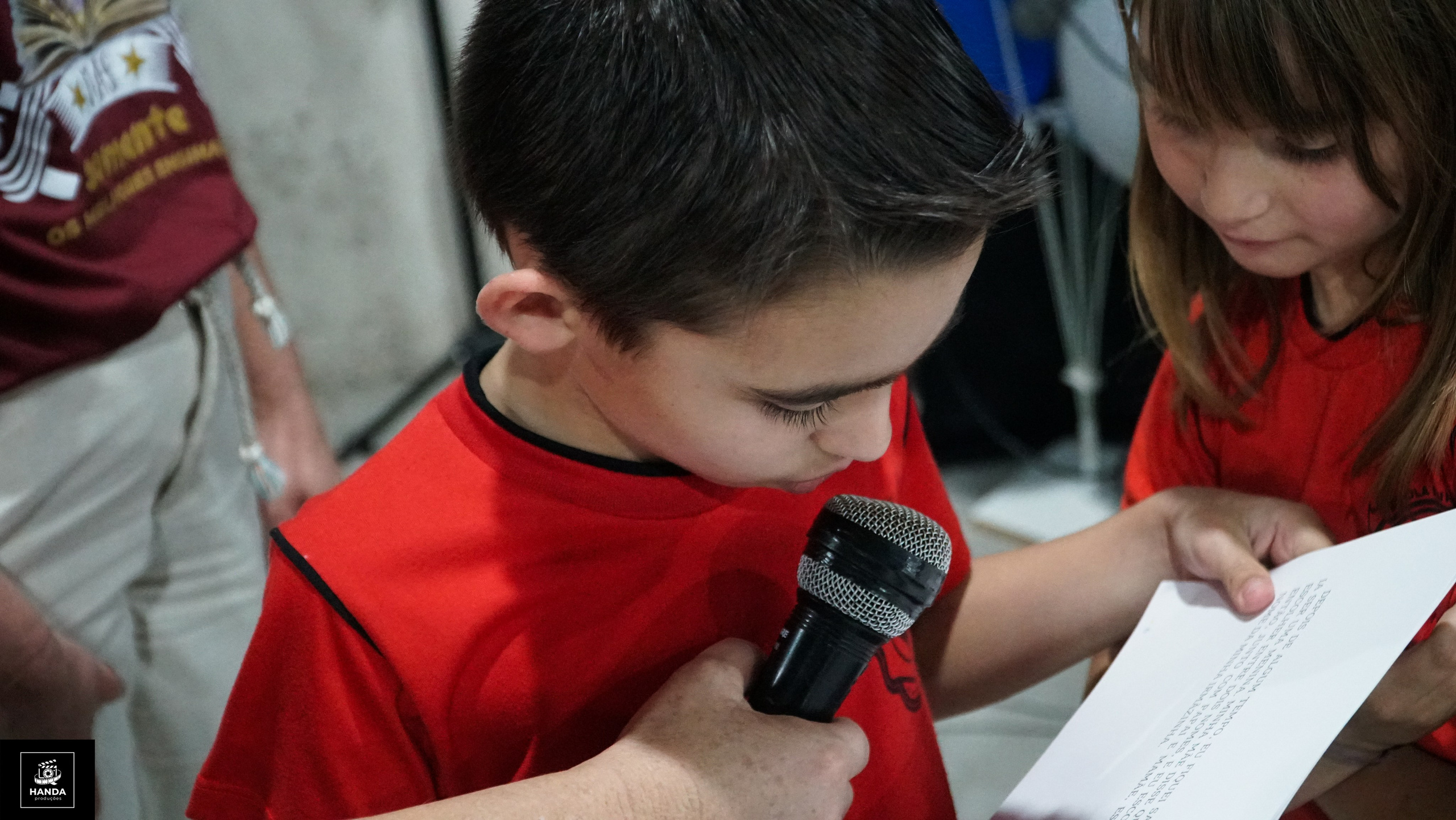 Noite autógrafos colégio Aurélio Buarque de Holanda. Handa Produções