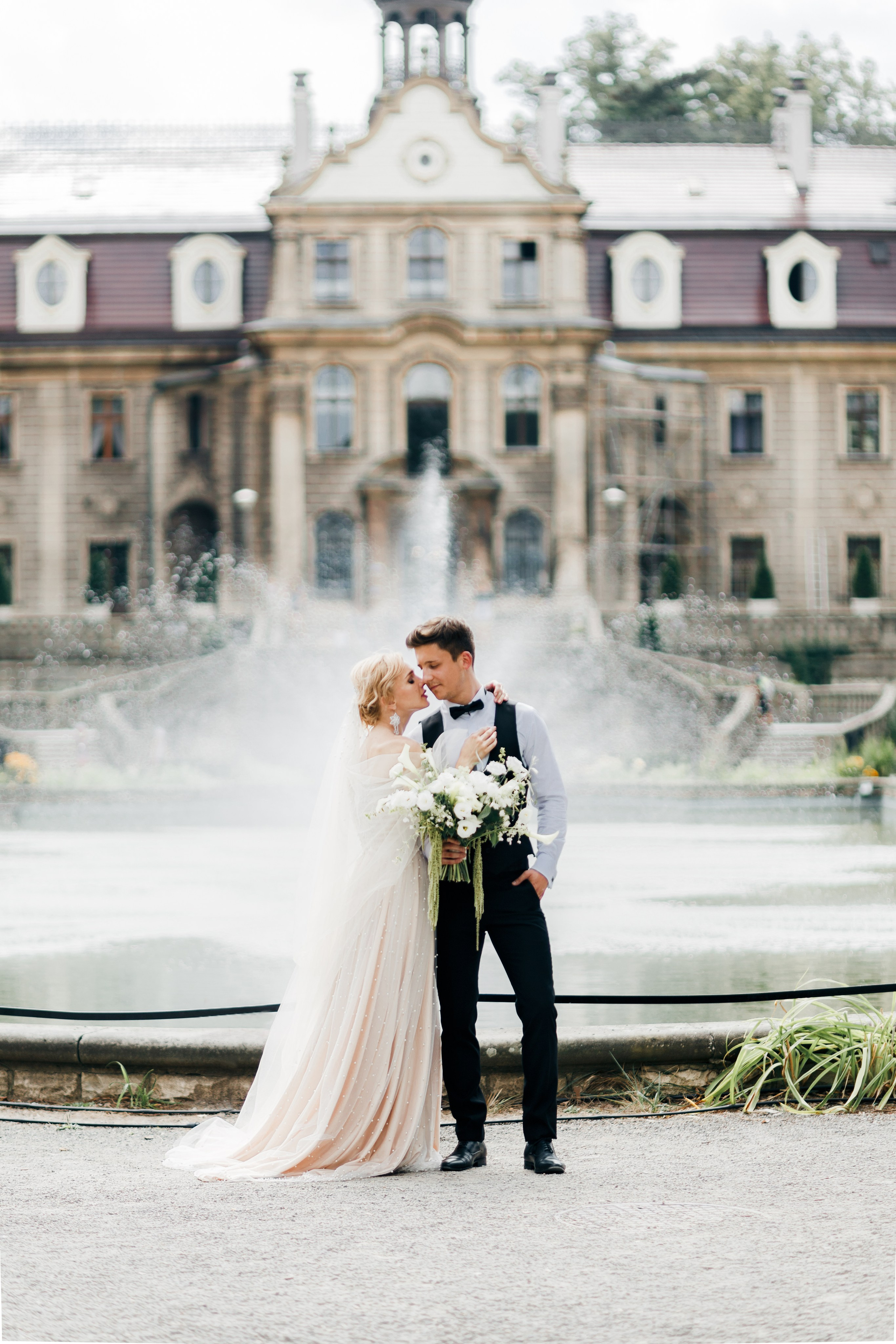 Kasia&Mateusz, Można Zamek. Photograph Katarina