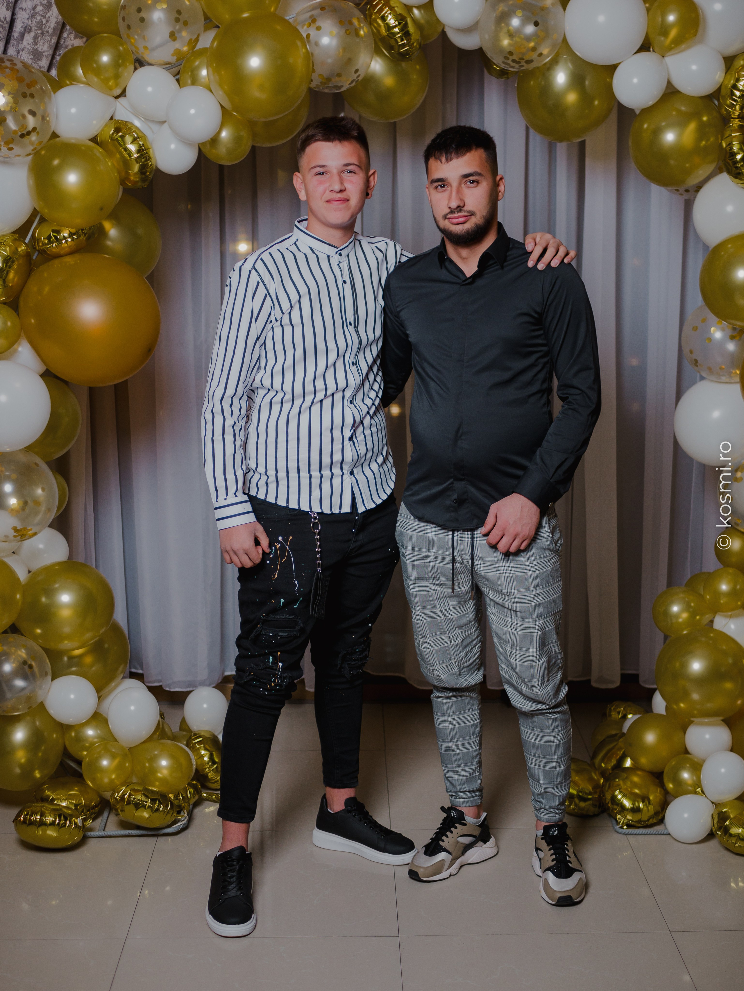 Majorat Andreea. Kosmi