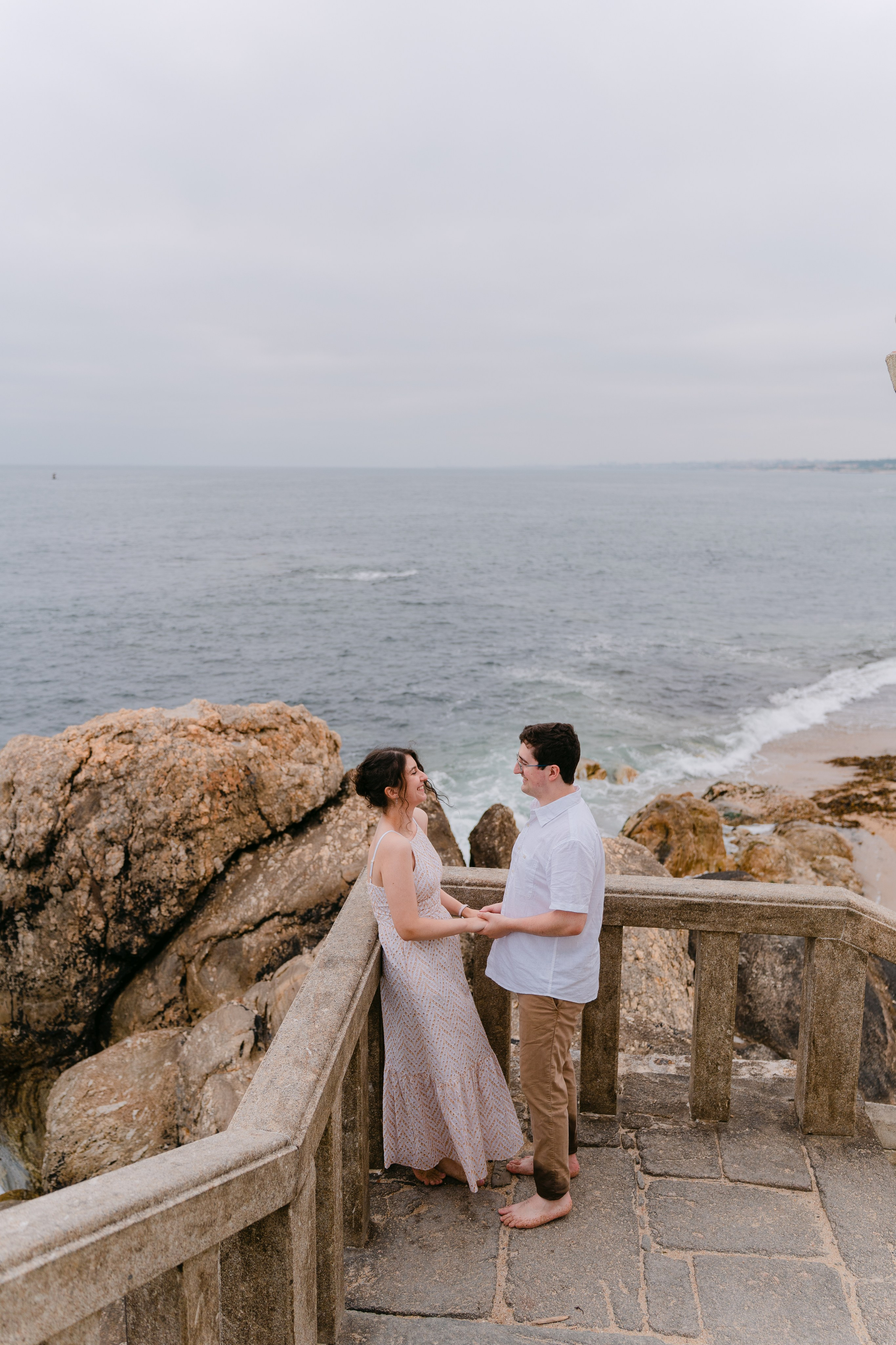 Wedding proposal at Senhor da Pedra. Fotógrafo de casamentos e ensaios para casais em Porto